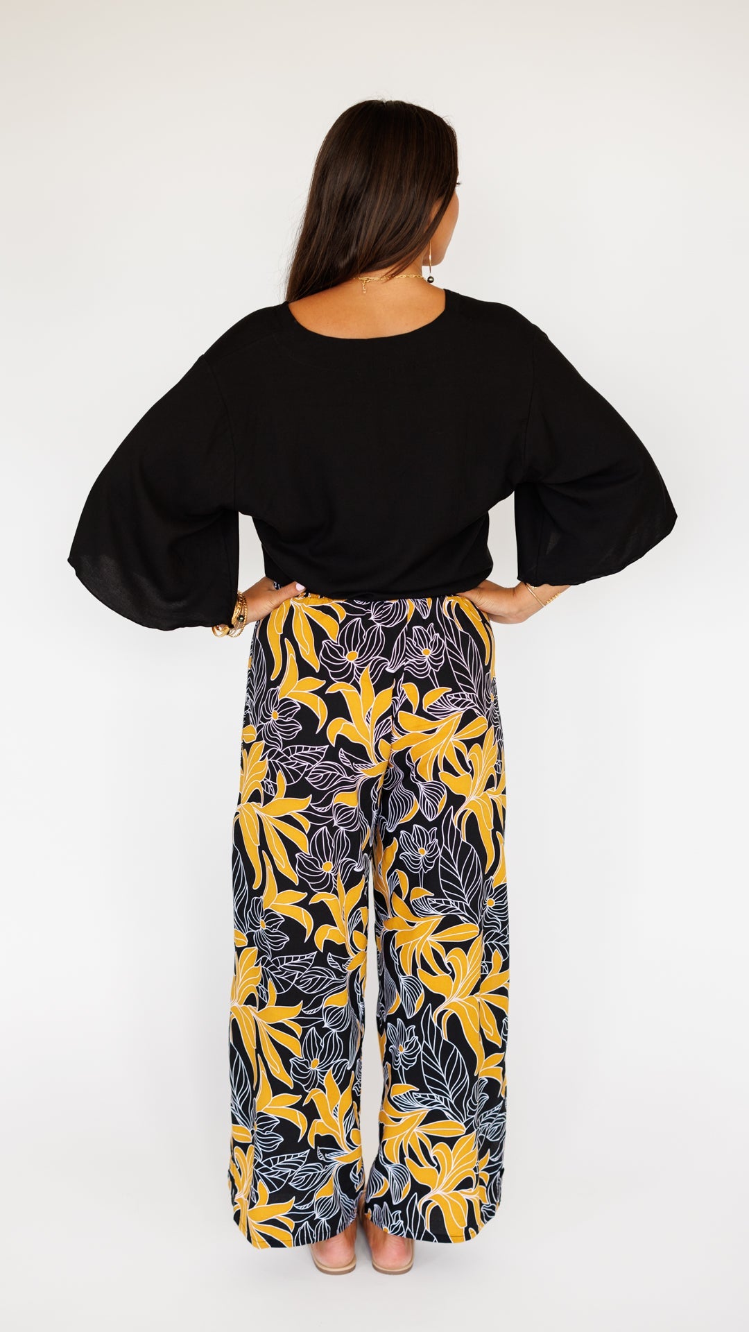 Kiely Top / Solid Black Khush Clothing