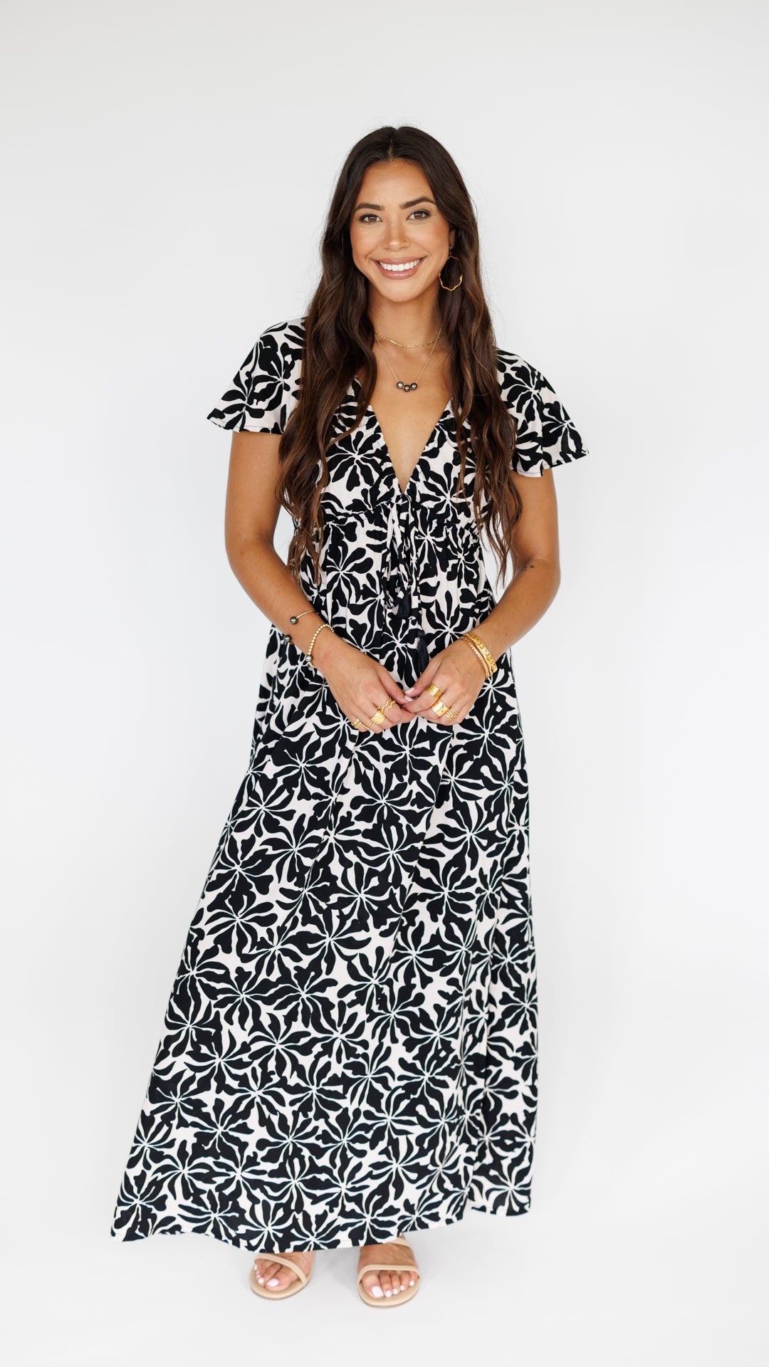 Leilani Dress / Aloha Black - Keani HAWAI`I S Leilani Dress / Aloha Black - Keani HAWAI`I S