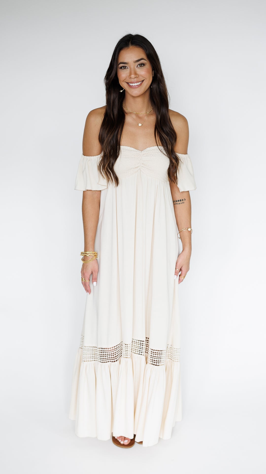 Lilah Dress / Creamy - Keani HAWAI`I S Lilah Dress / Creamy - Keani HAWAI`I S