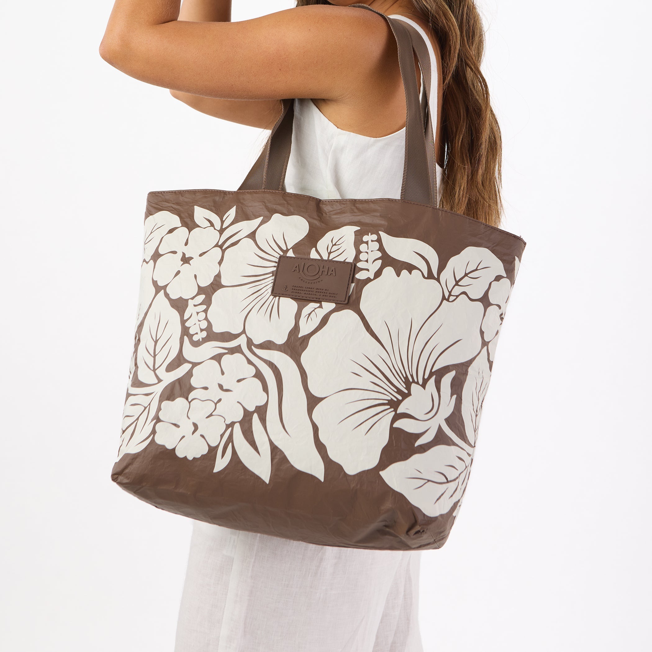 Heipua Day Tripper / Sandstone & Coconut Aloha Collection