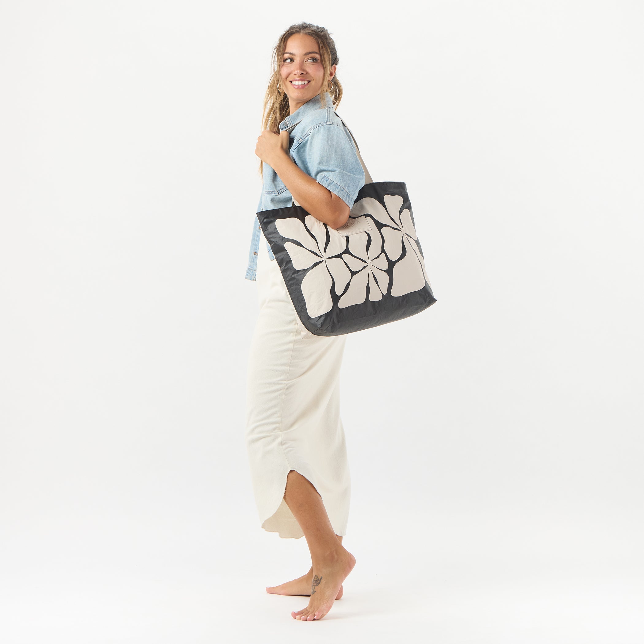 Wavy Day Tripper / Black & Sandstone Aloha Collection