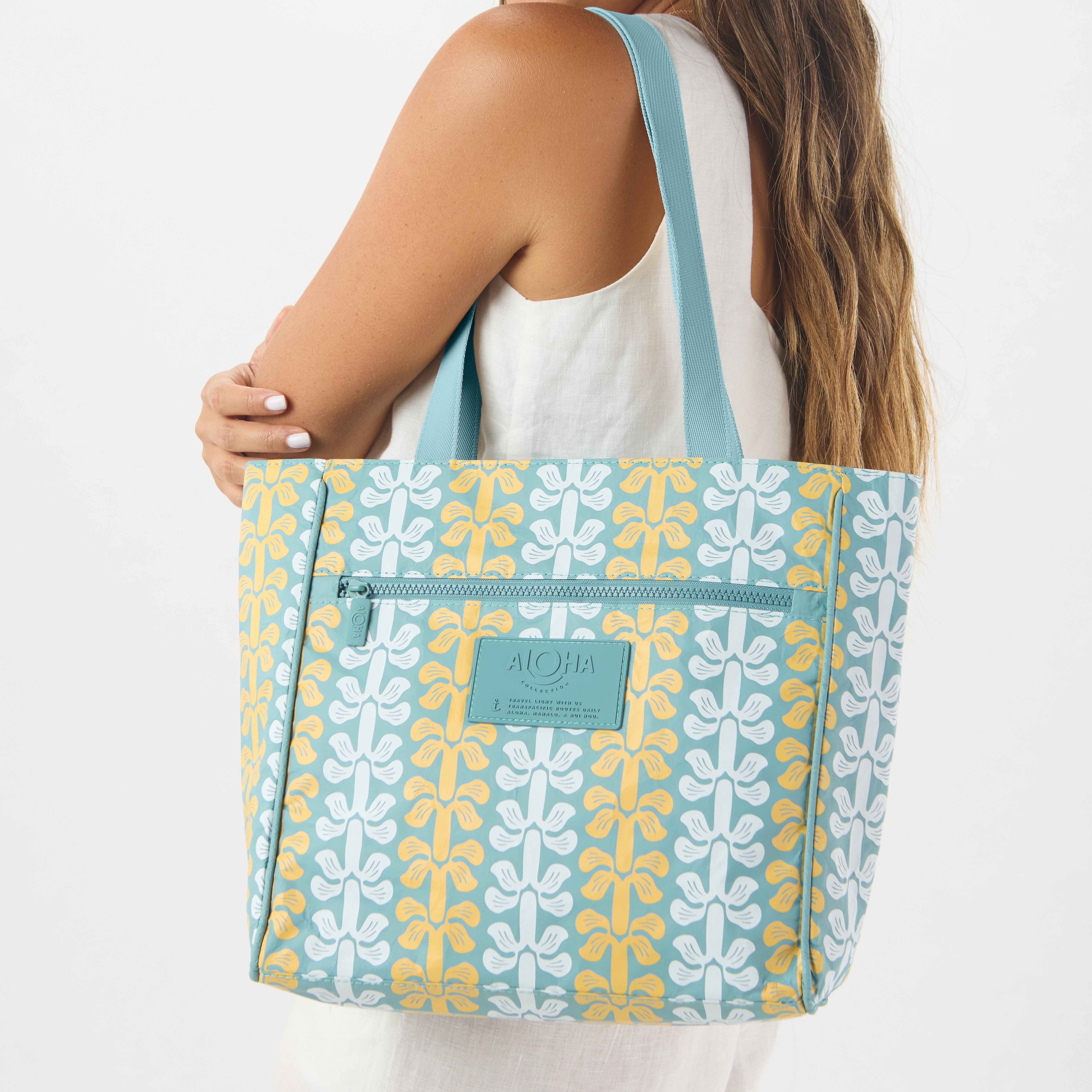 Lei Life Go-To Tote / Honey & Tide Aloha Collection