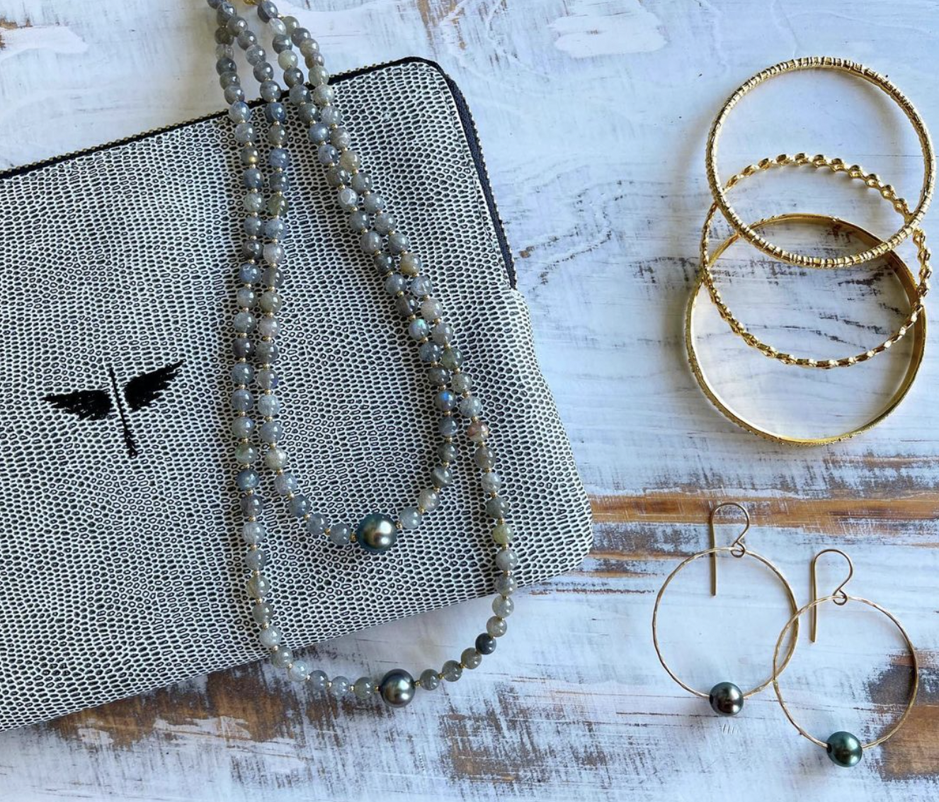 Tahitian Momi Hoops KEANI JEWELRY