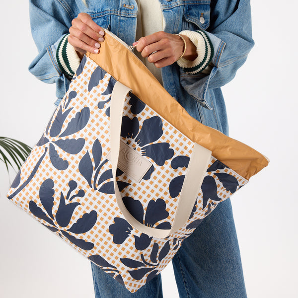Picnic Fleur Plumeria Day Tripper / Neptune Aloha Collection