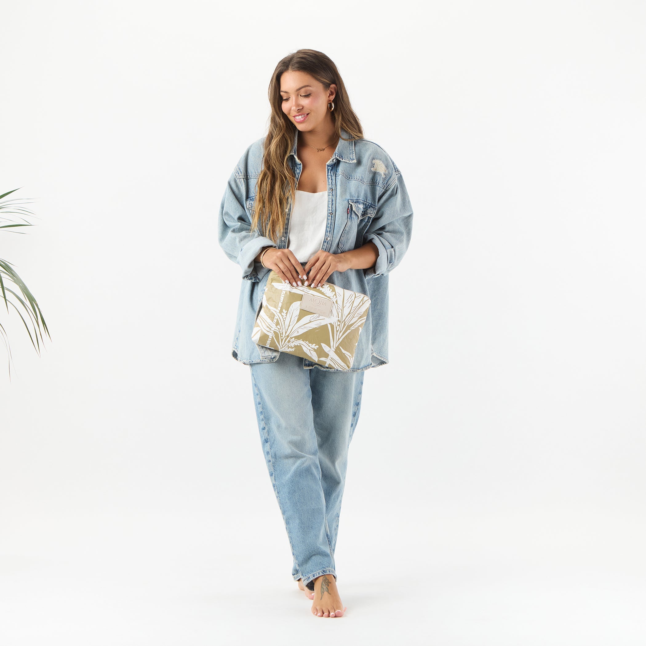 Ti Leaf Mid Pouch / Latte Aloha Collection