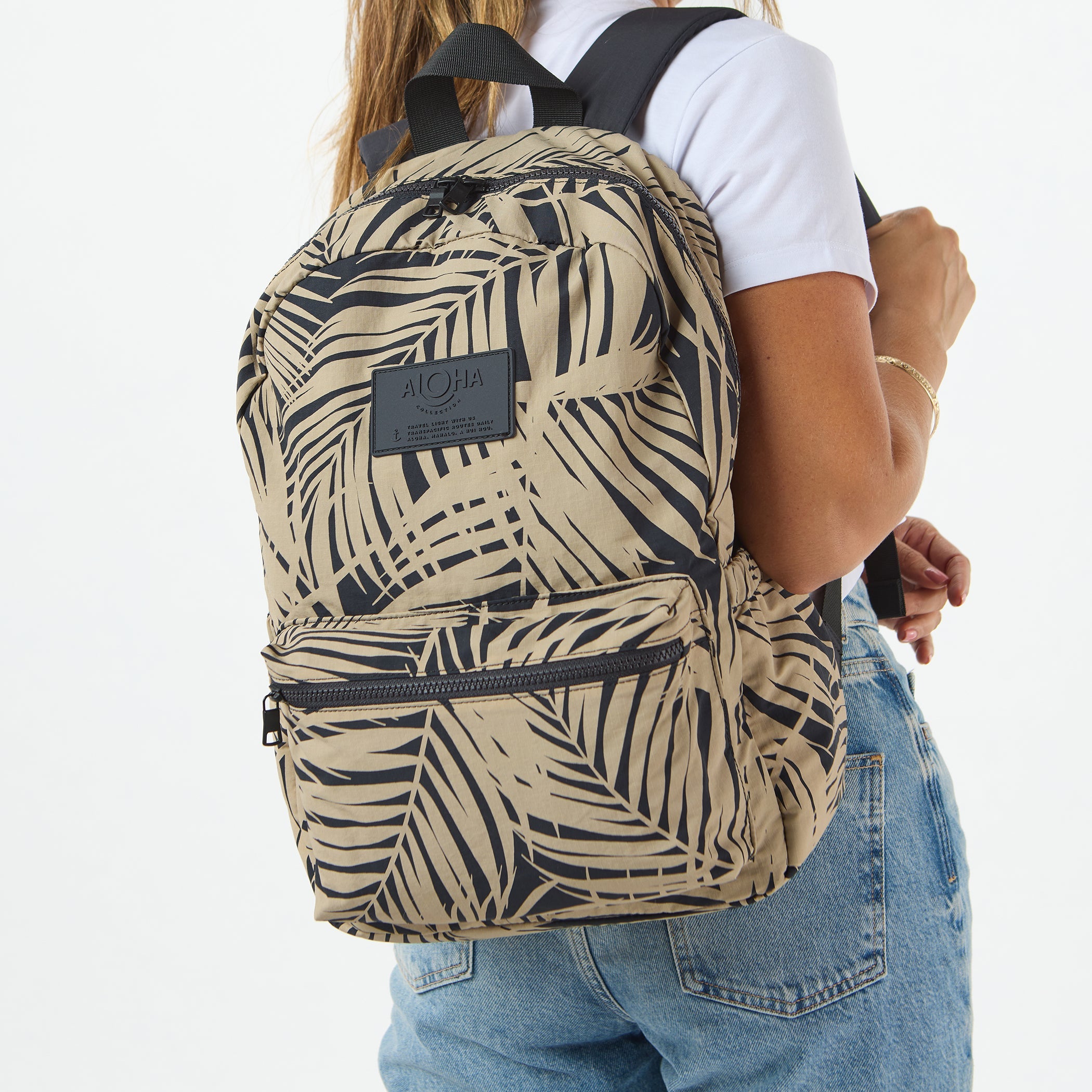 Areca Backpack / Frappe & Black Aloha Collection