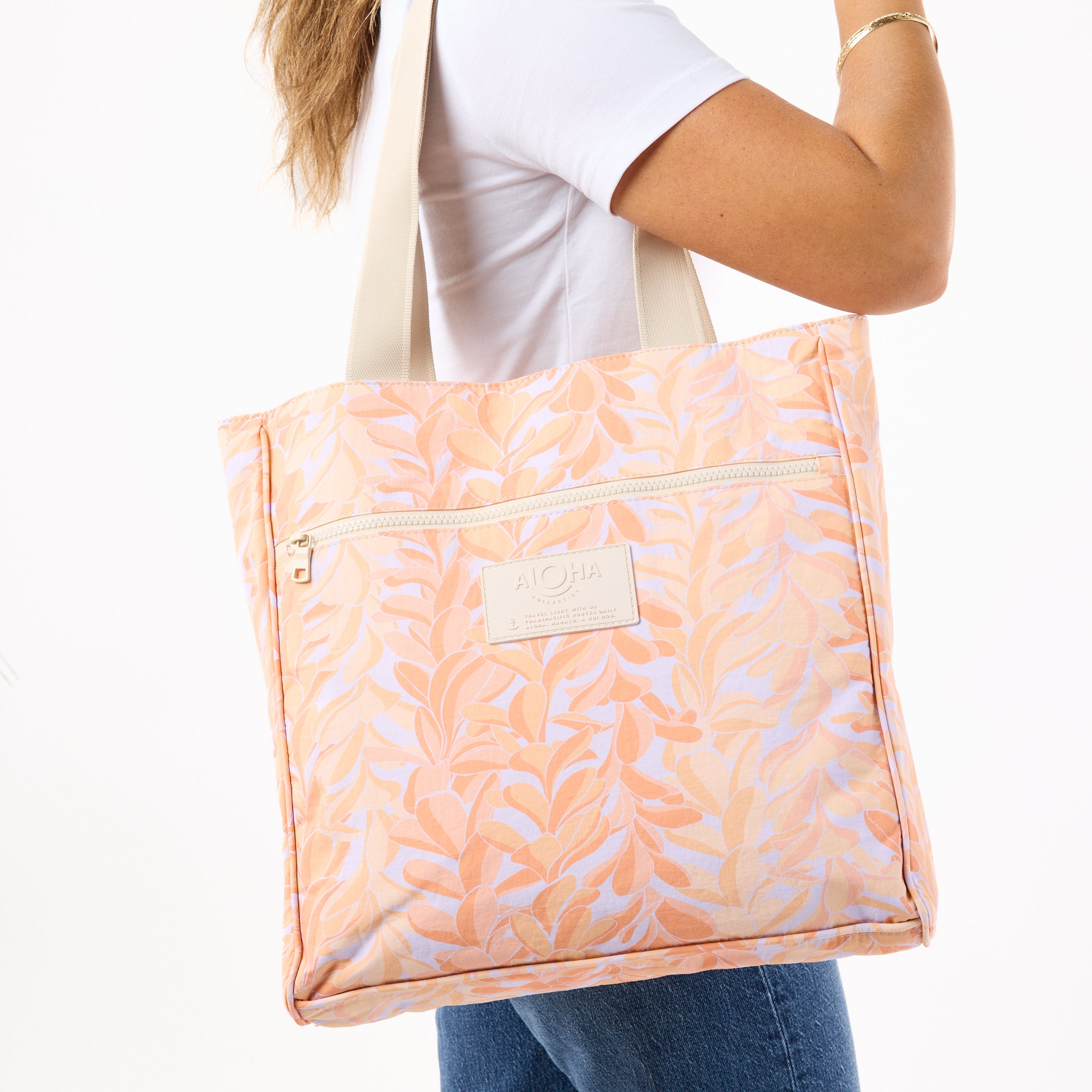 Lei Stand Daily Tote / Peachy Aloha Collection