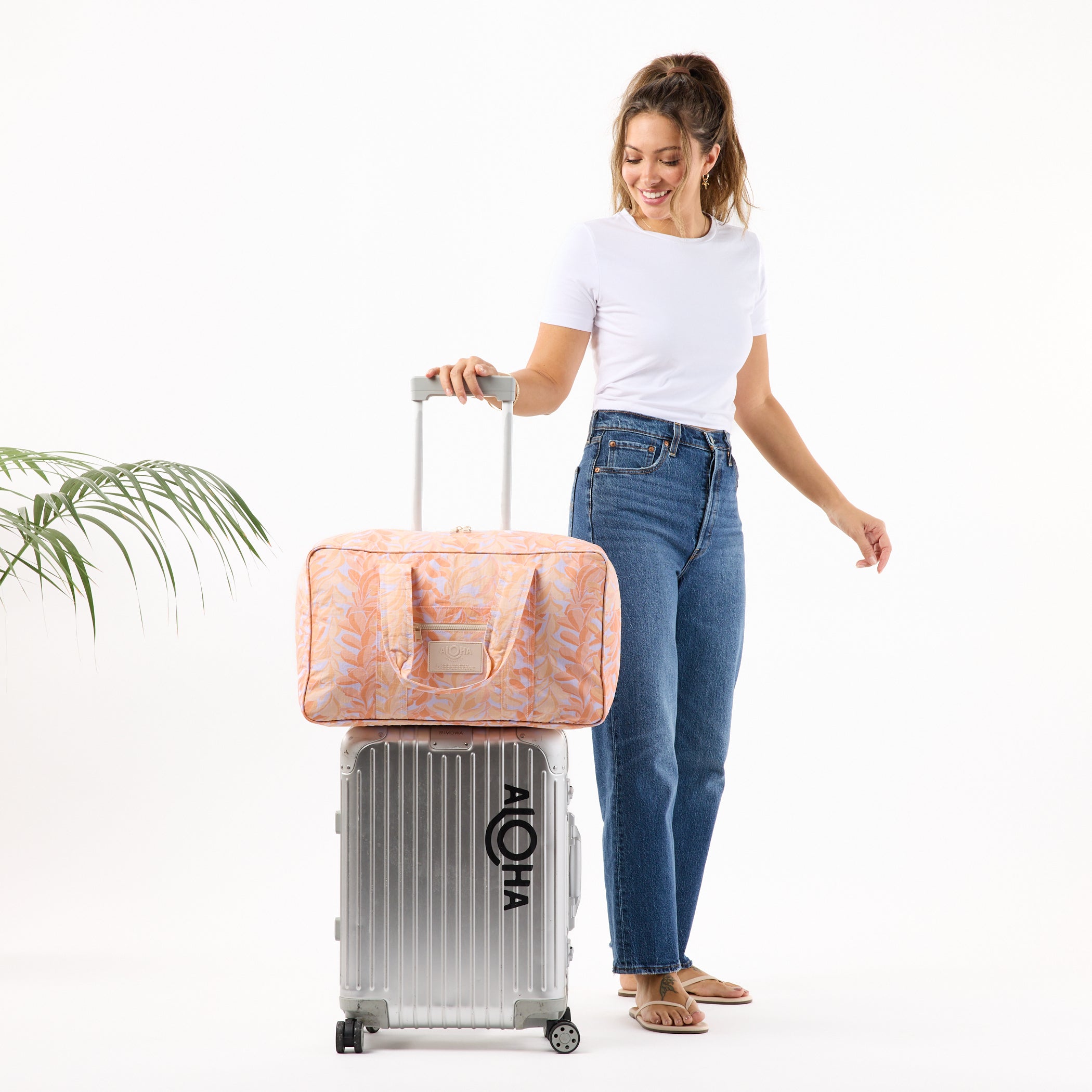 Lei Stand Weekender / Peachy Aloha Collection