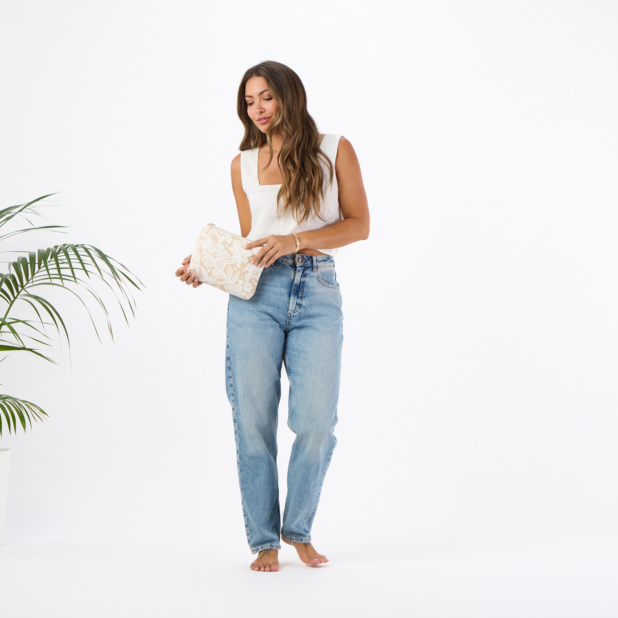 Breezy Small Pouch / Latte Aloha Collection