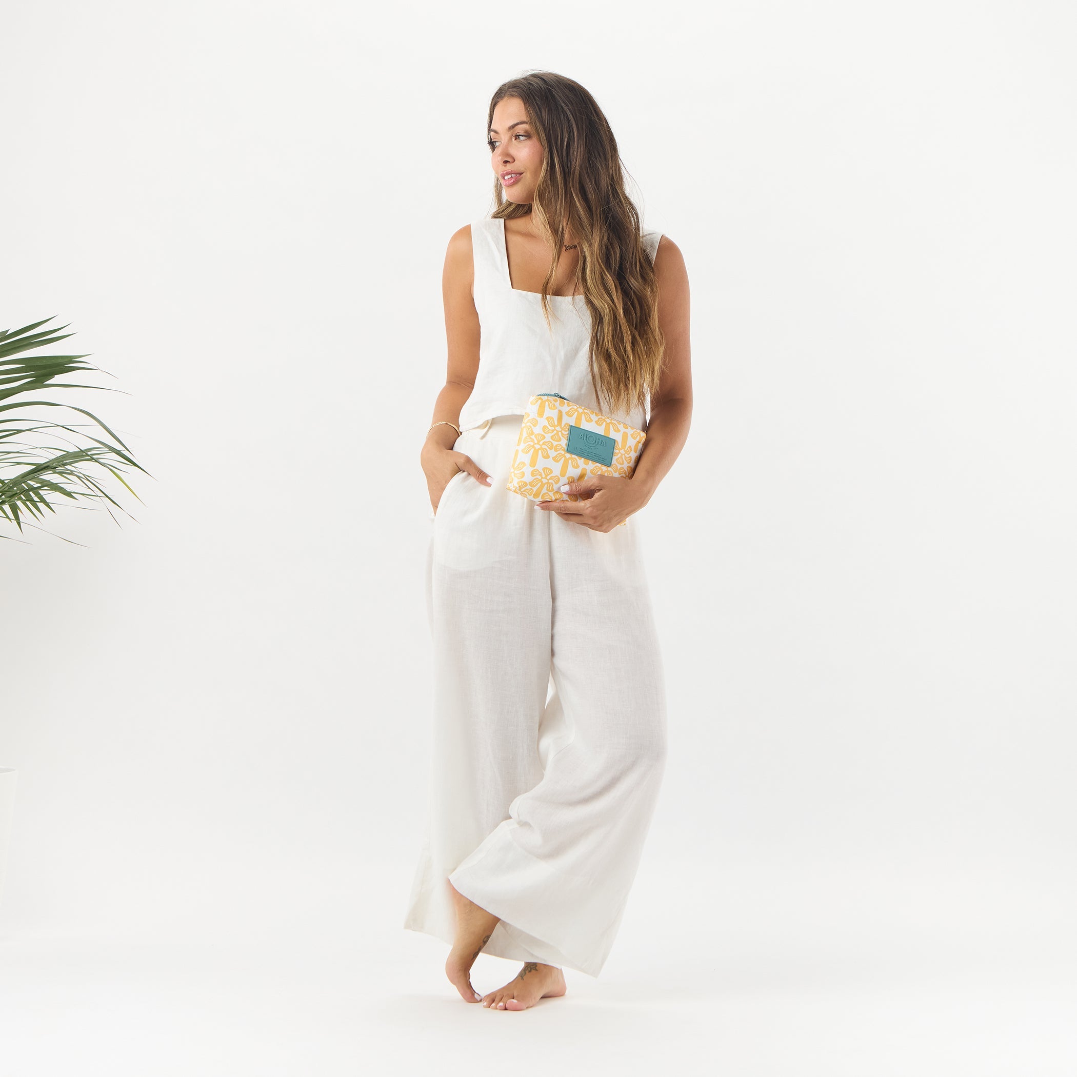 Puali'i Small Pouch / Honey Aloha Collection