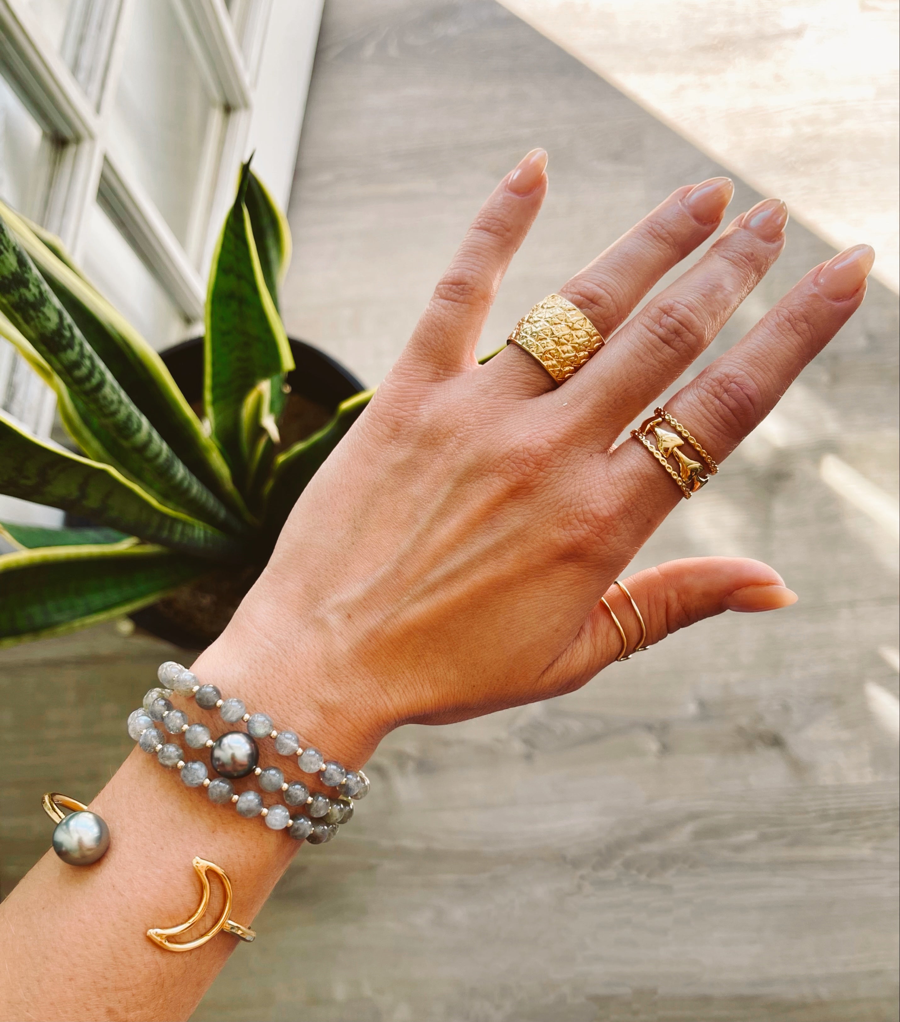 Mahina Momi Cuff KEANI JEWELRY