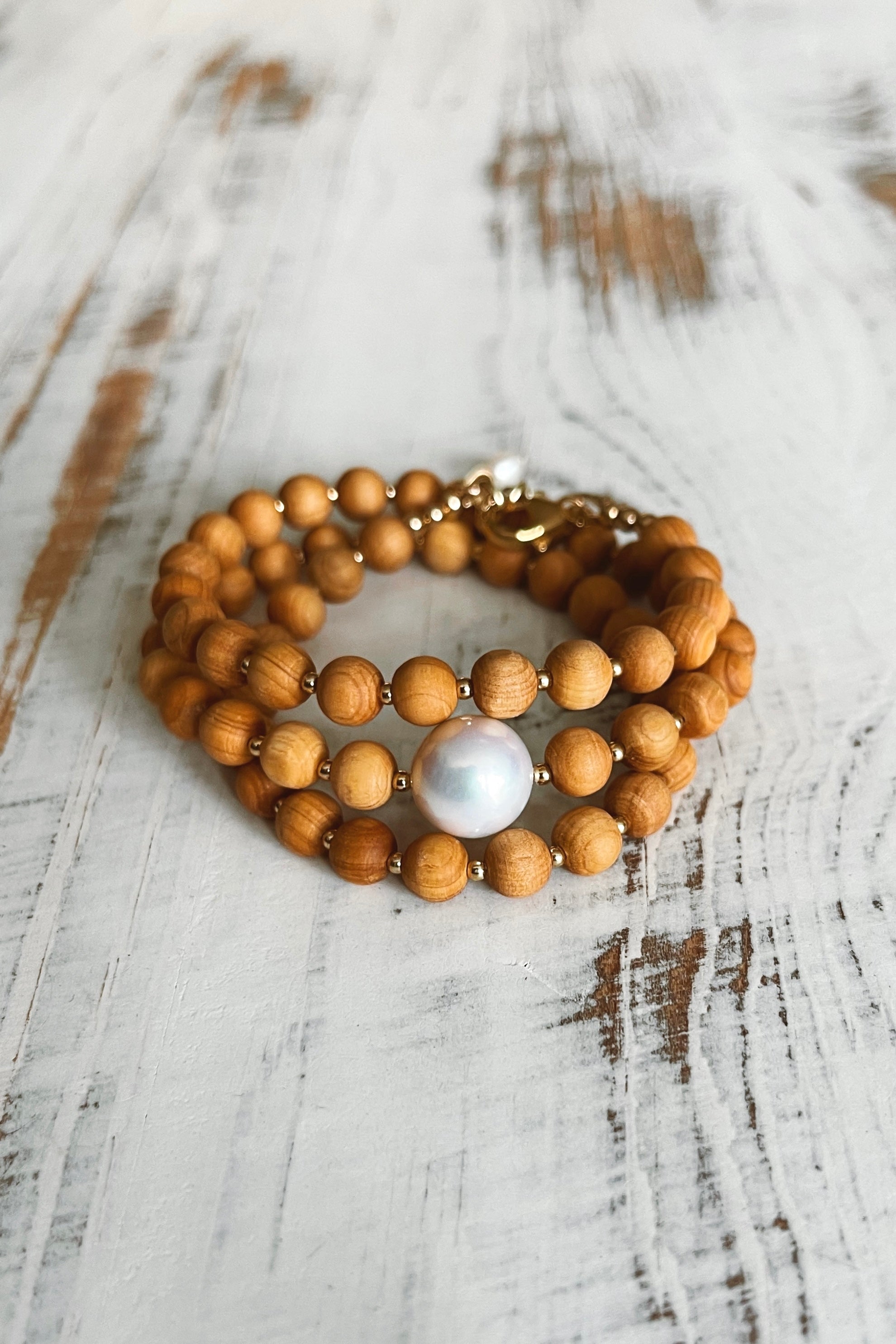 'Iliahi White Edison Wrap Bracelet/Necklace