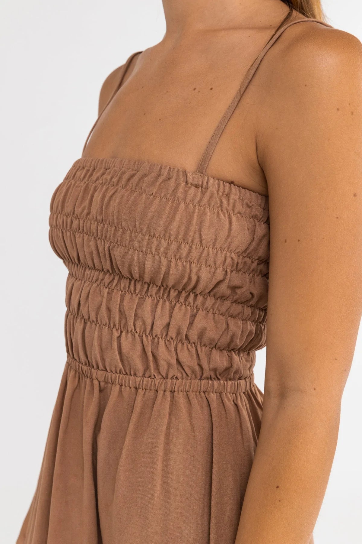 Classic Shirred Midi Dress / Caramel RHYTHM