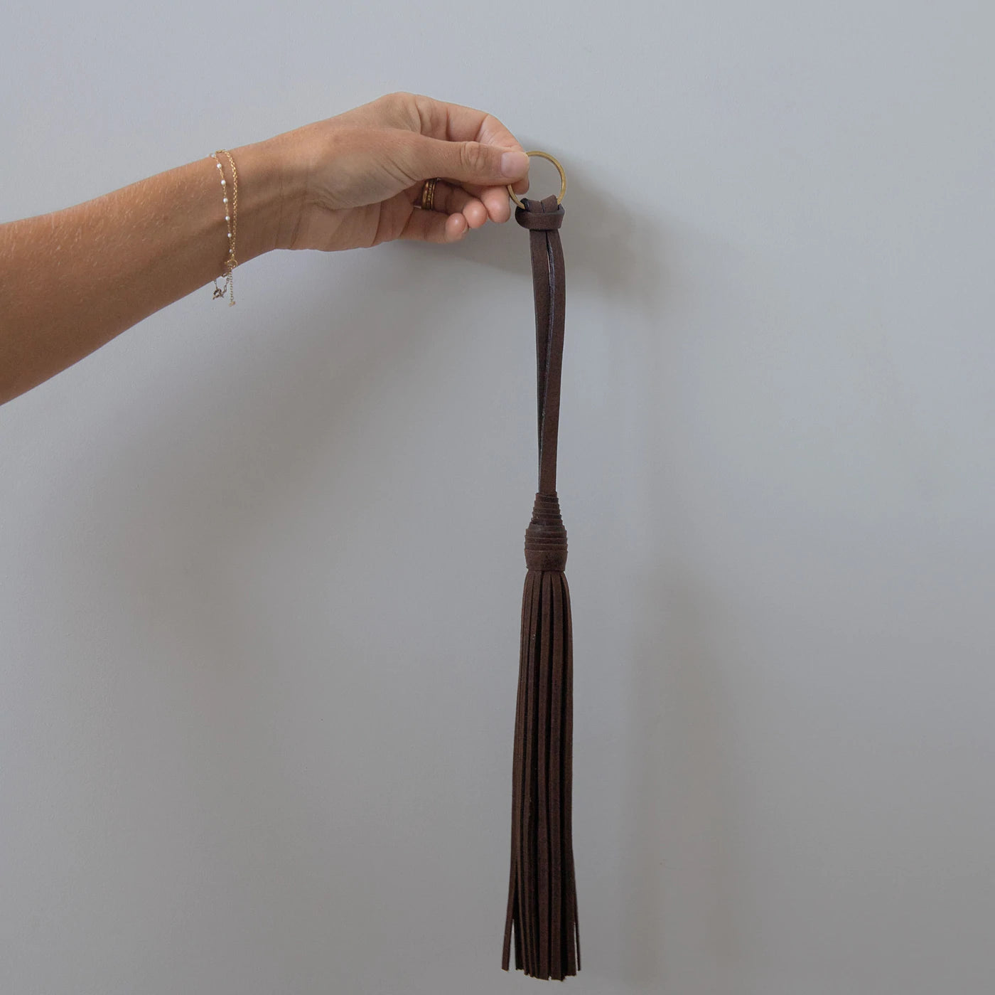 Tassle Keychain / Chocolate CLHEI