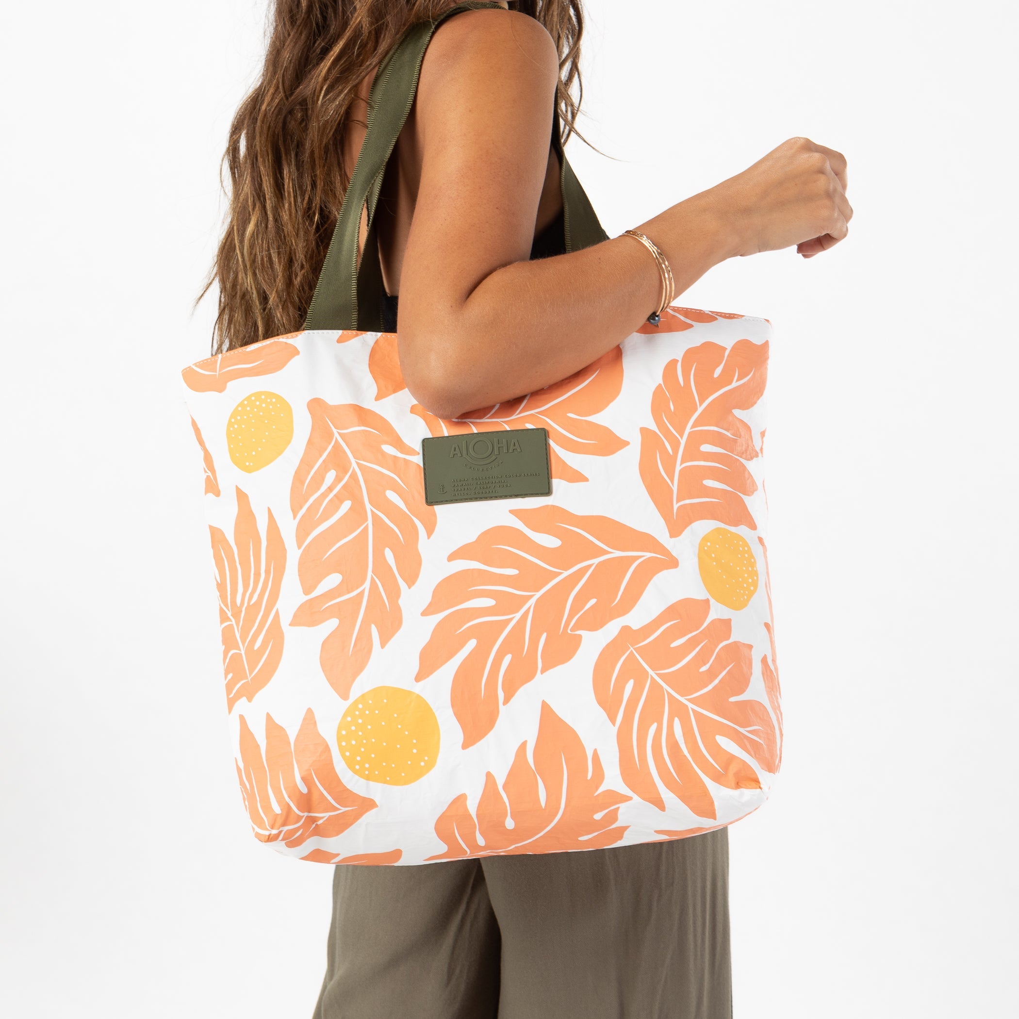 'Ulu Day Tripper / Tango Aloha Collection