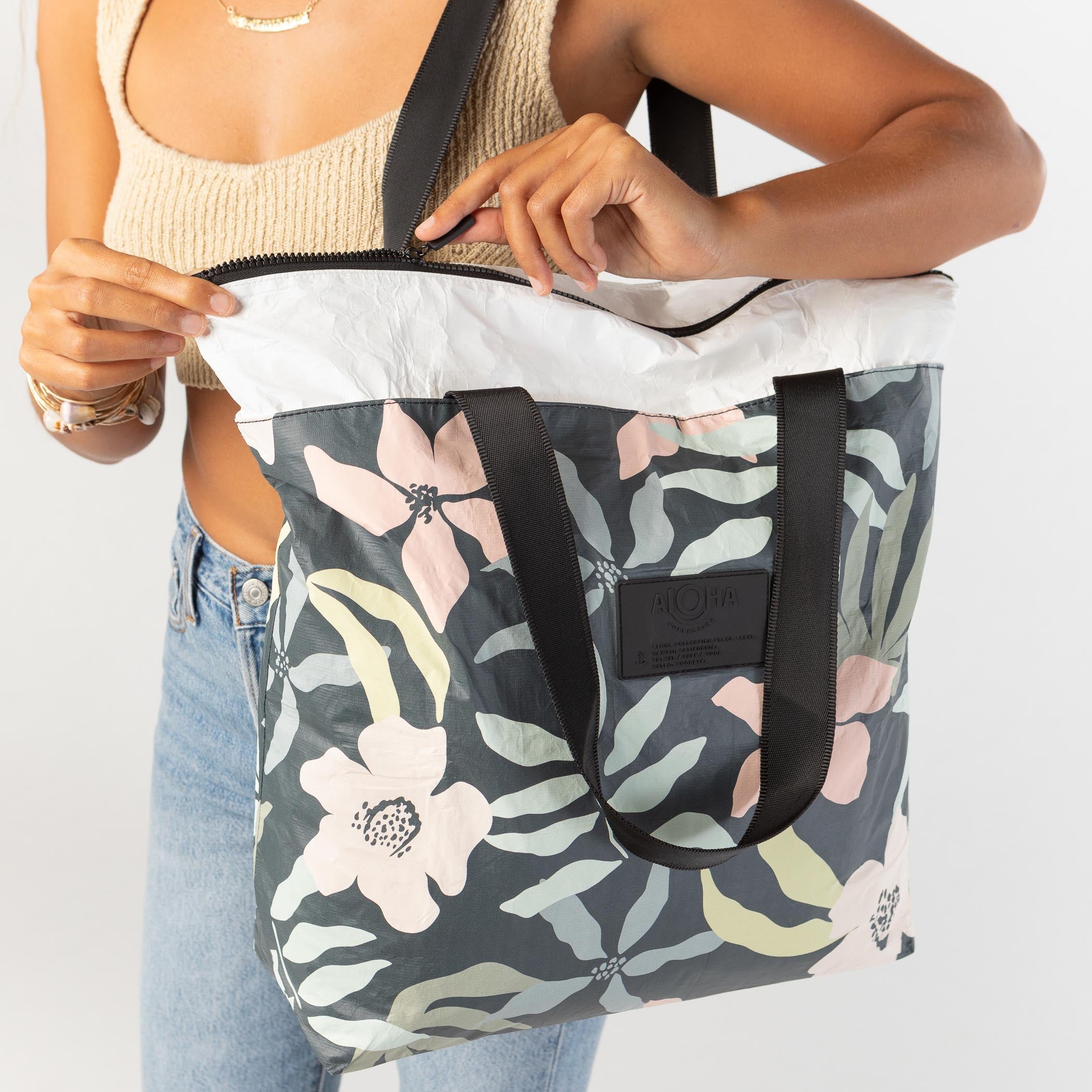 Flora Day Tripper / Eve Aloha Collection