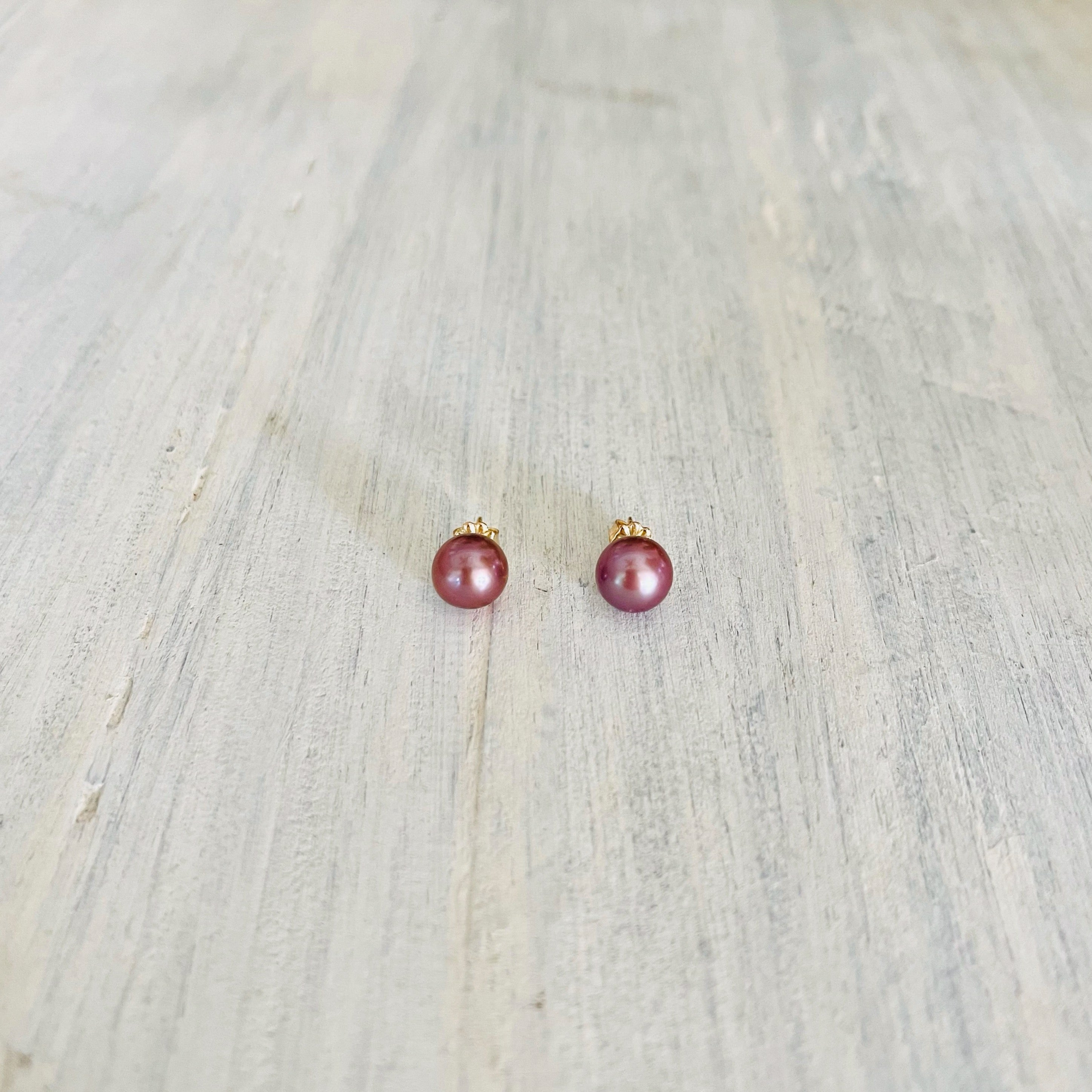 Lavender Edison Pearl Studs