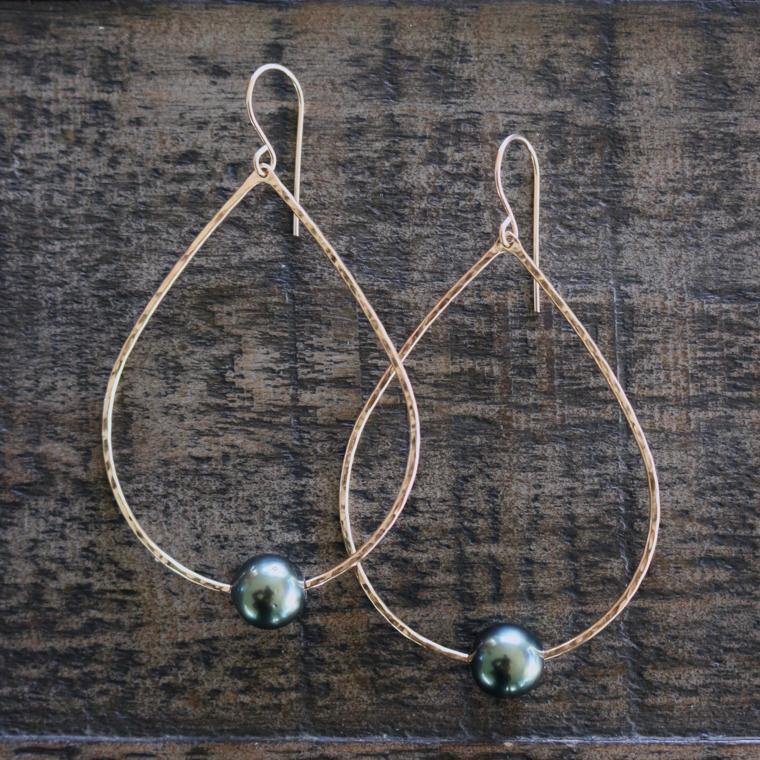 Tahitian Taianui Teardrops KEANI JEWELRY