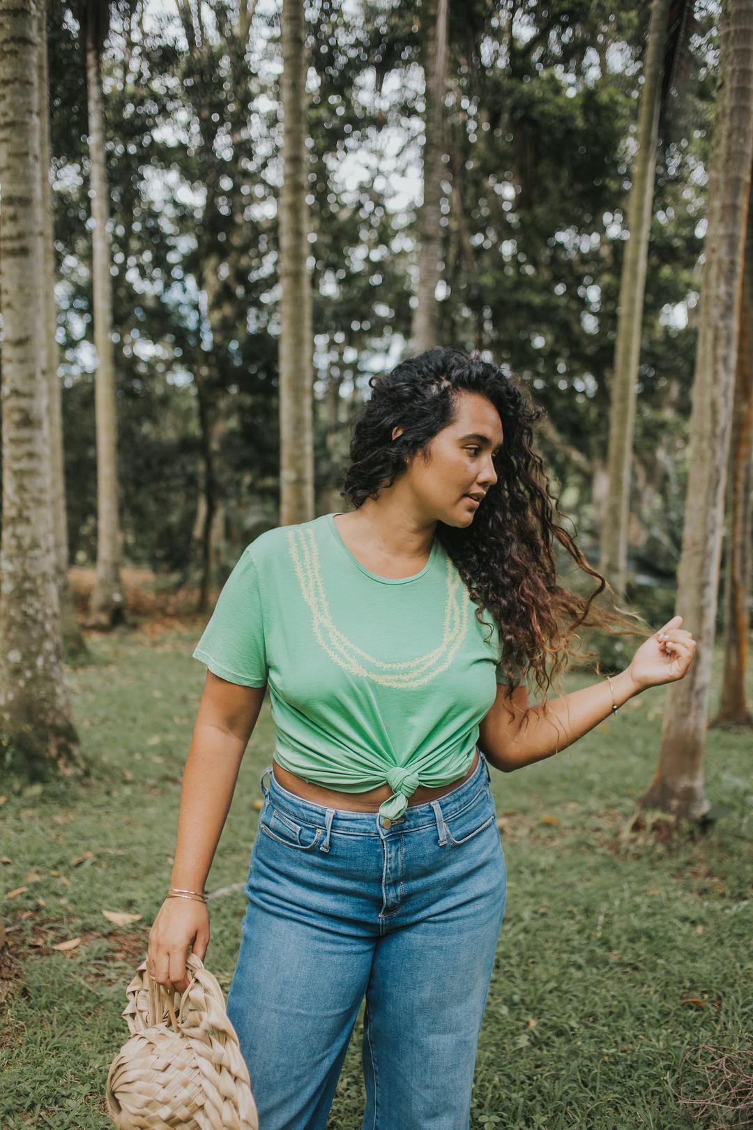 Lei Pakalana Tee Mahina Made