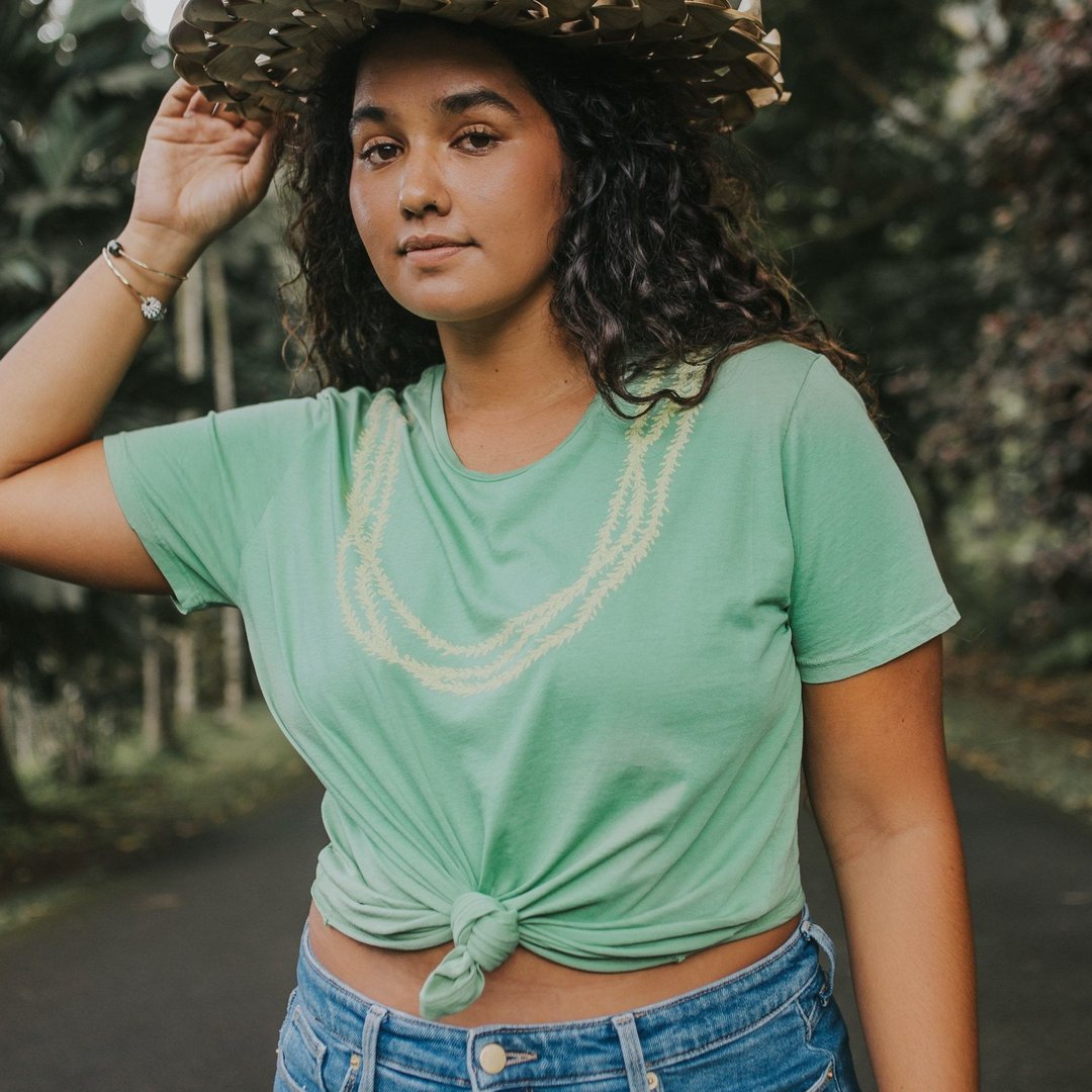 Lei Pakalana Tee Mahina Made