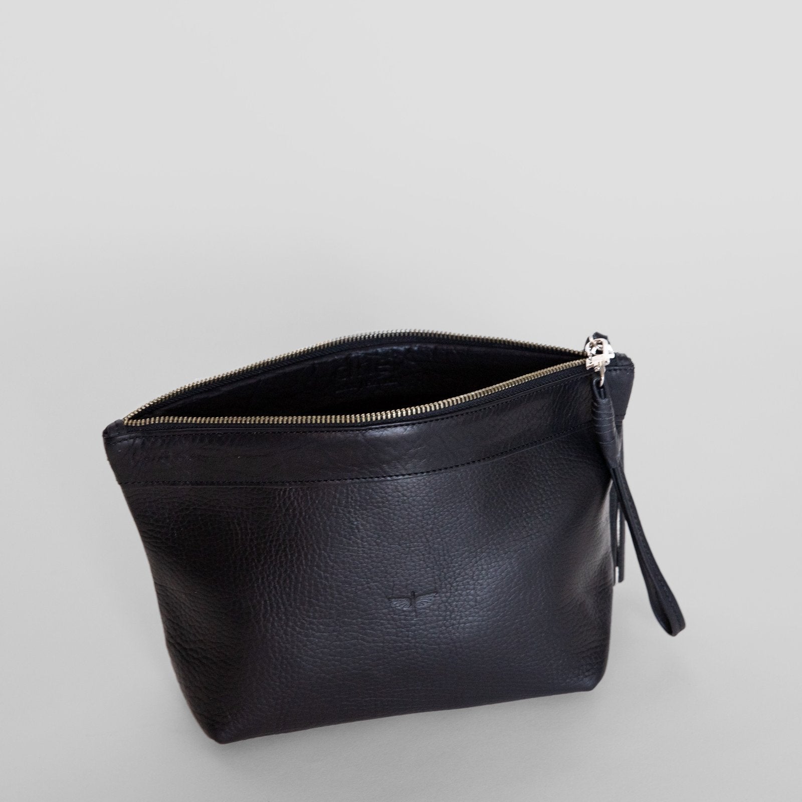 Laguna Leather Clutch / Black CLHEI