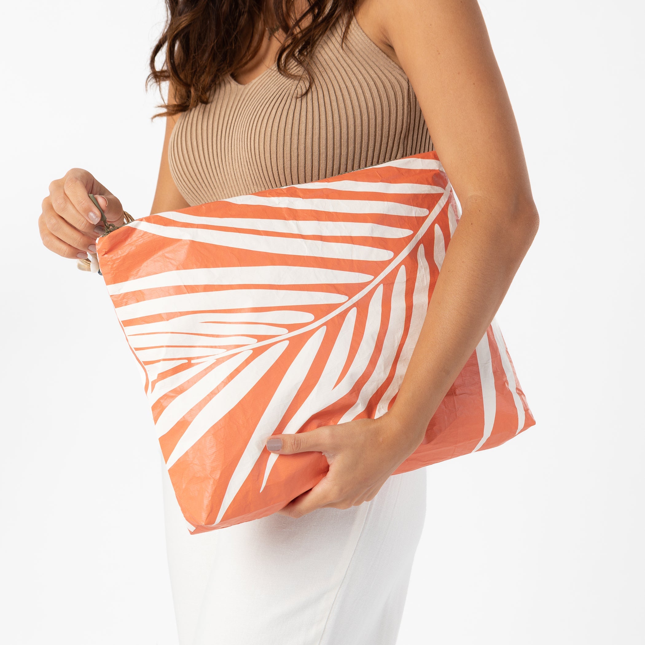 Shade Max Pouch / Rooftop Aloha Collection