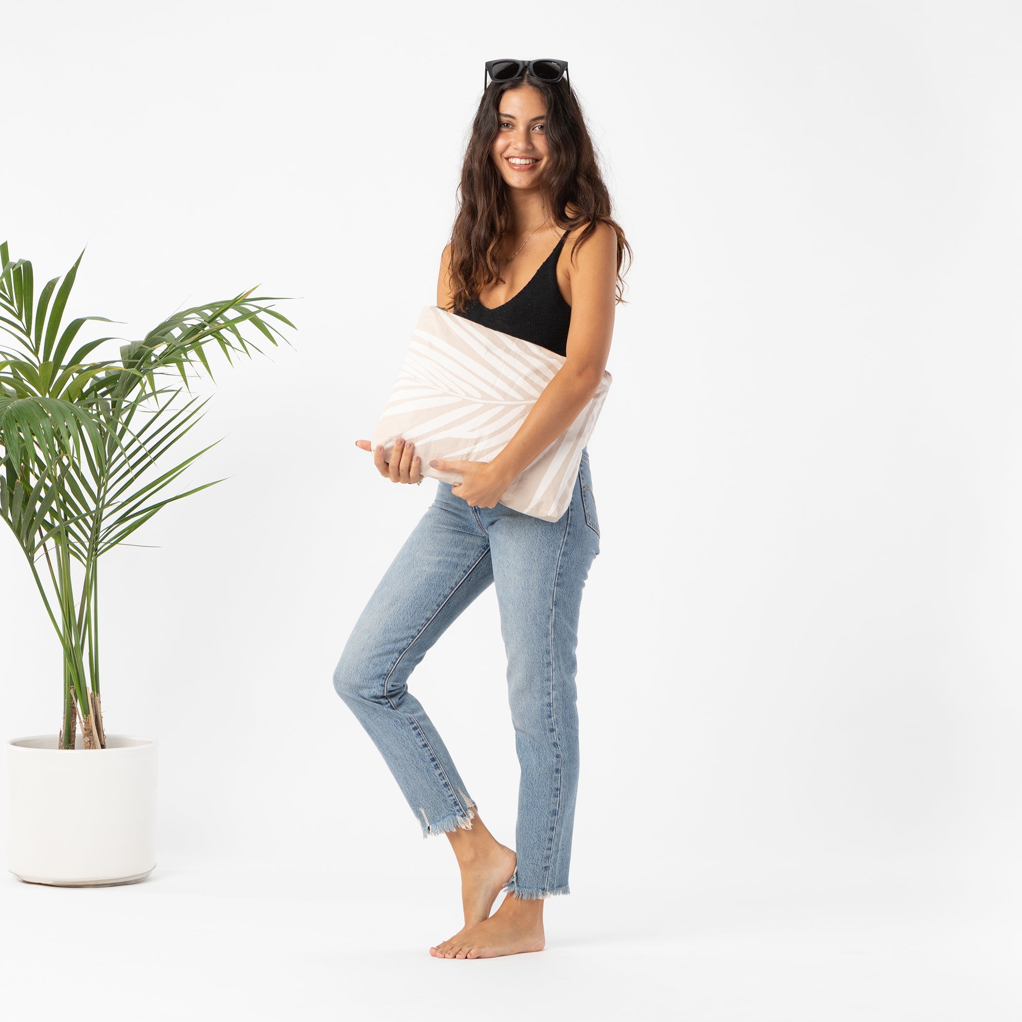 Shade Max Pouch / Seawall Aloha Collection