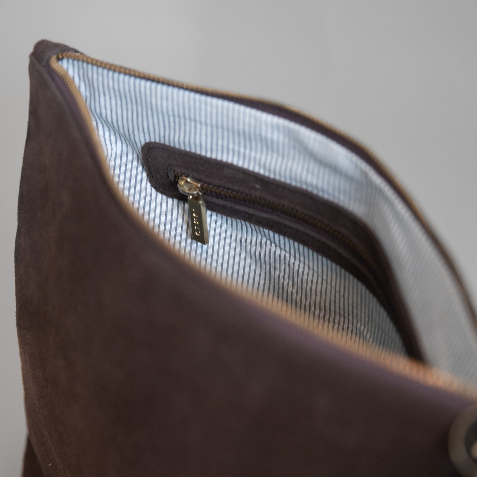 Rio / Espresso Suede CLHEI