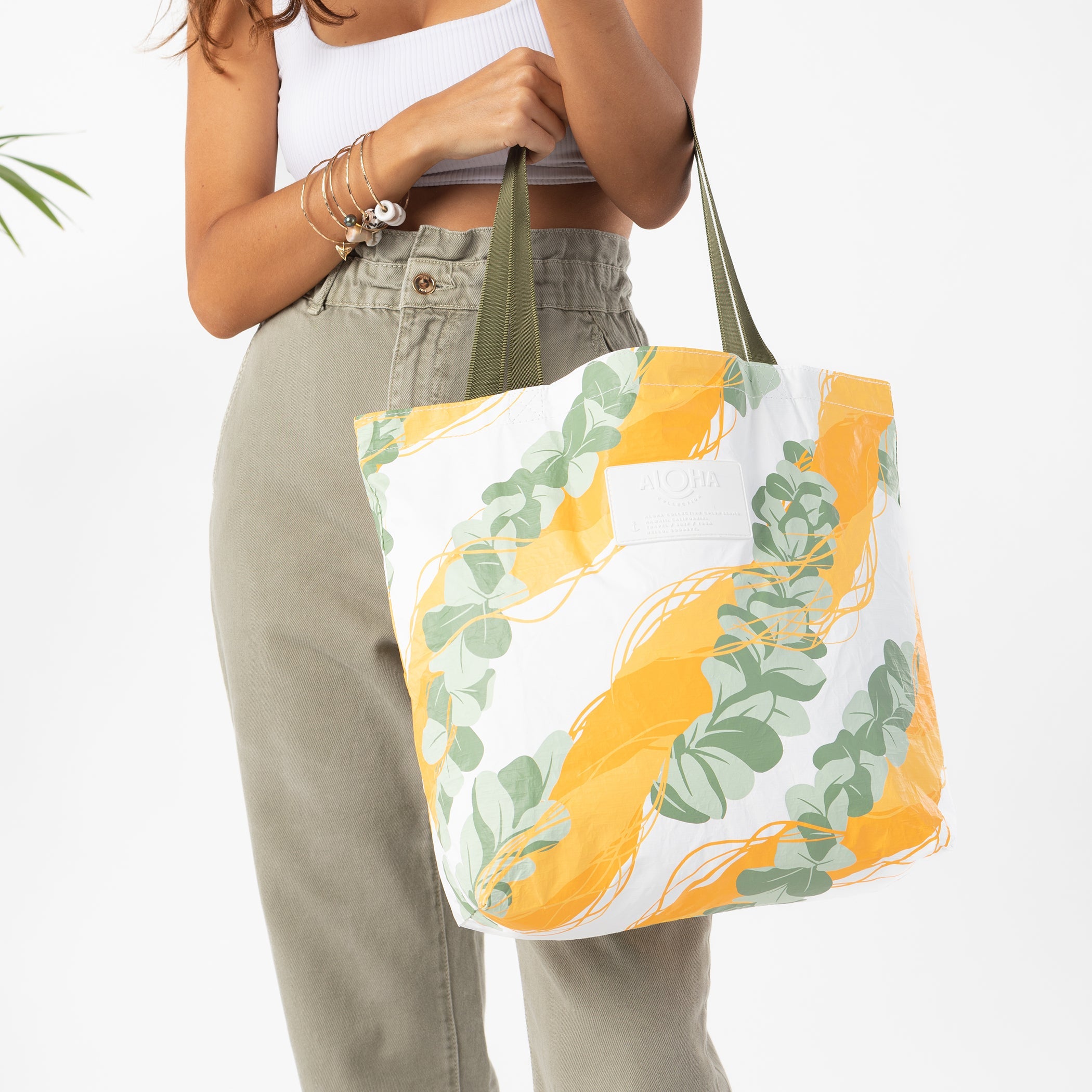 Lana'i Kauna'oa Reversible Tote 23' Aloha Collection