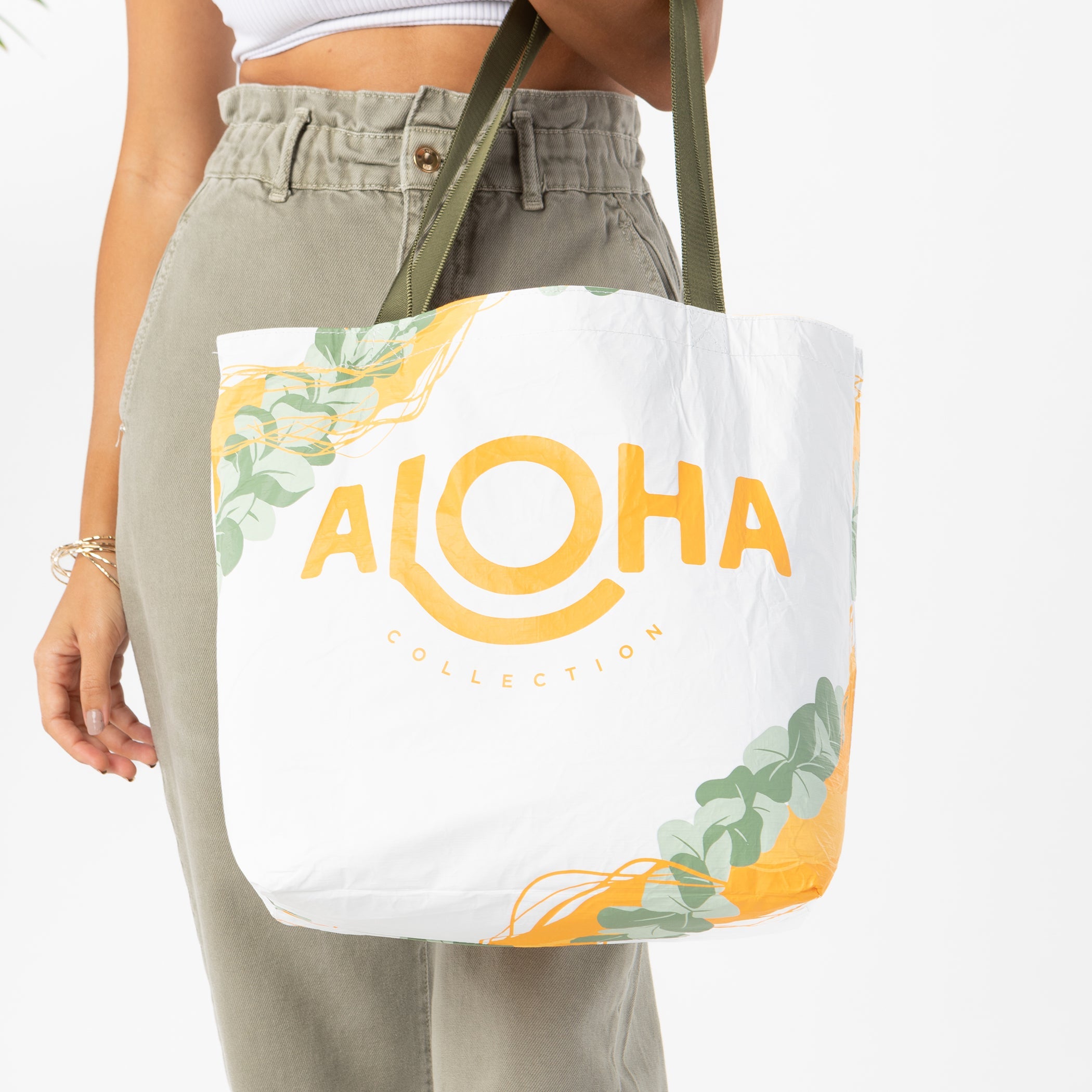 Lana'i Kauna'oa Reversible Tote 23' Aloha Collection