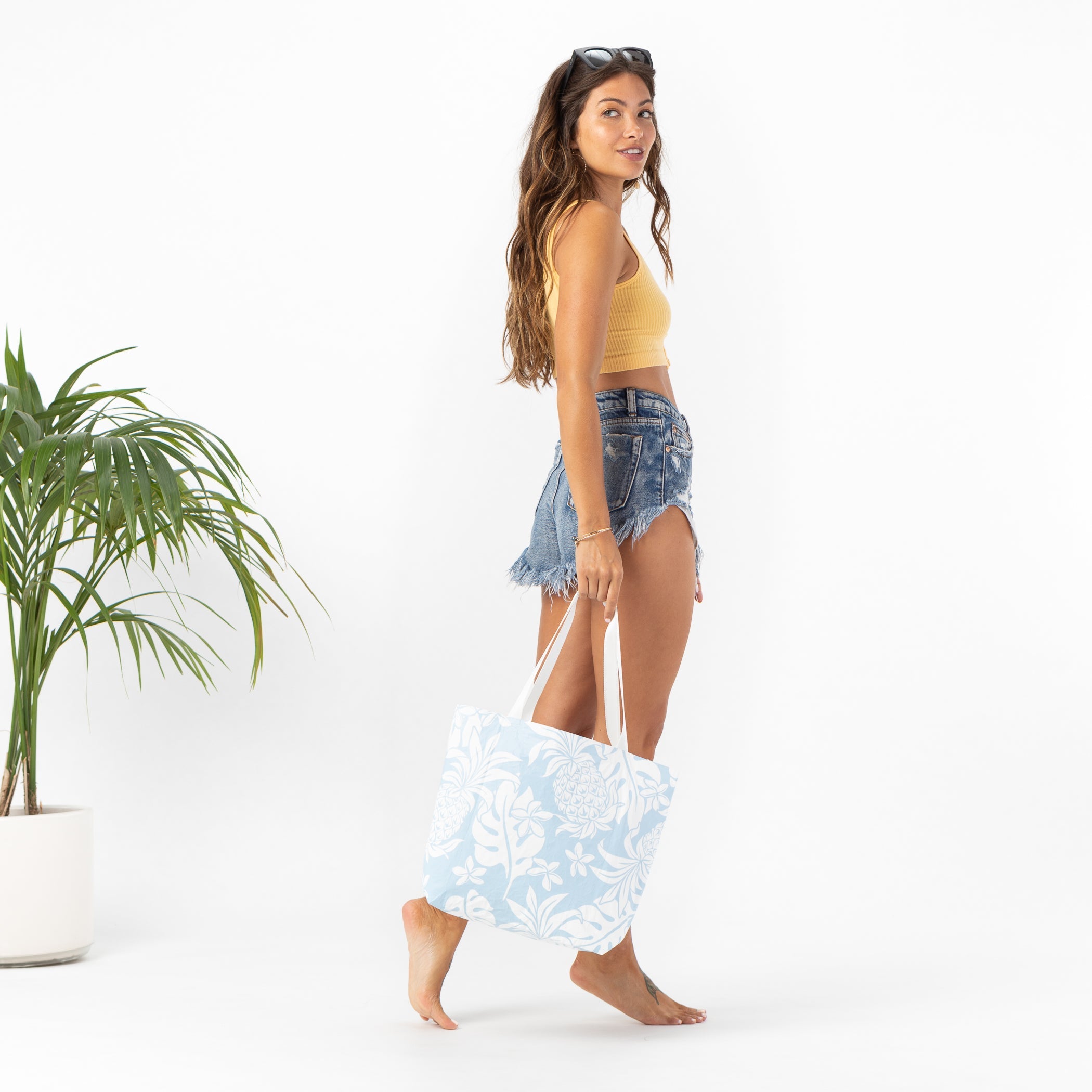 Pa'ina Reversible Tote / Mirage Aloha Collection