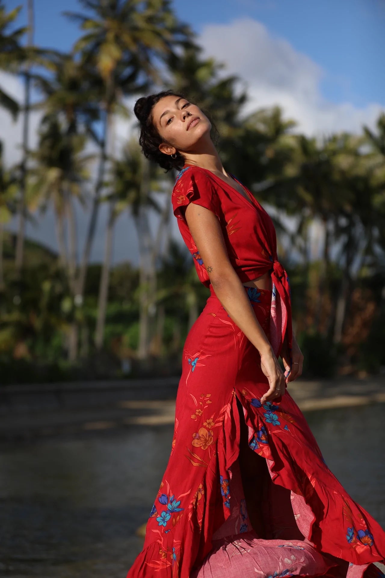 Tahiti Knot Top XIX PALMS