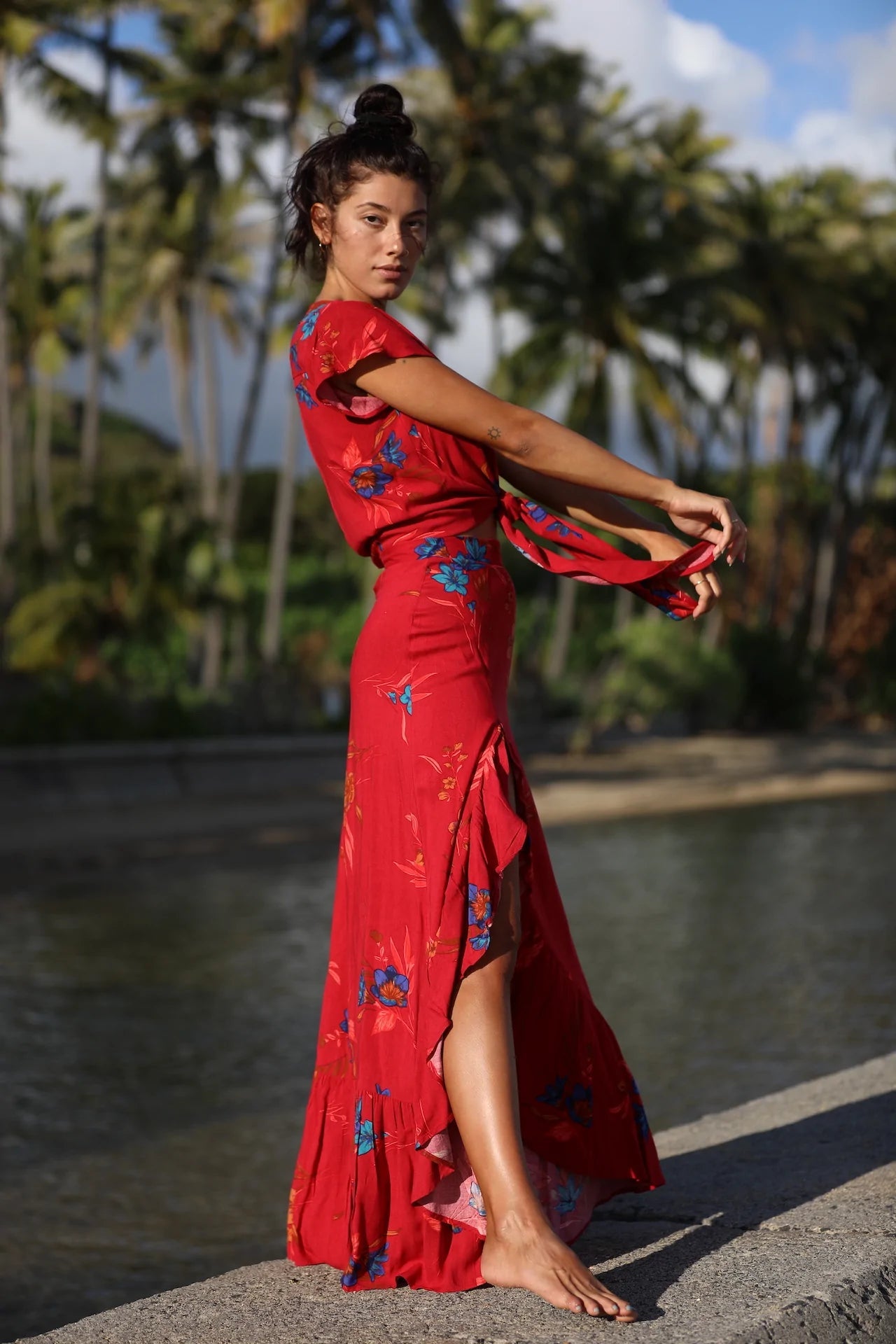 Tahiti Knot Top XIX PALMS