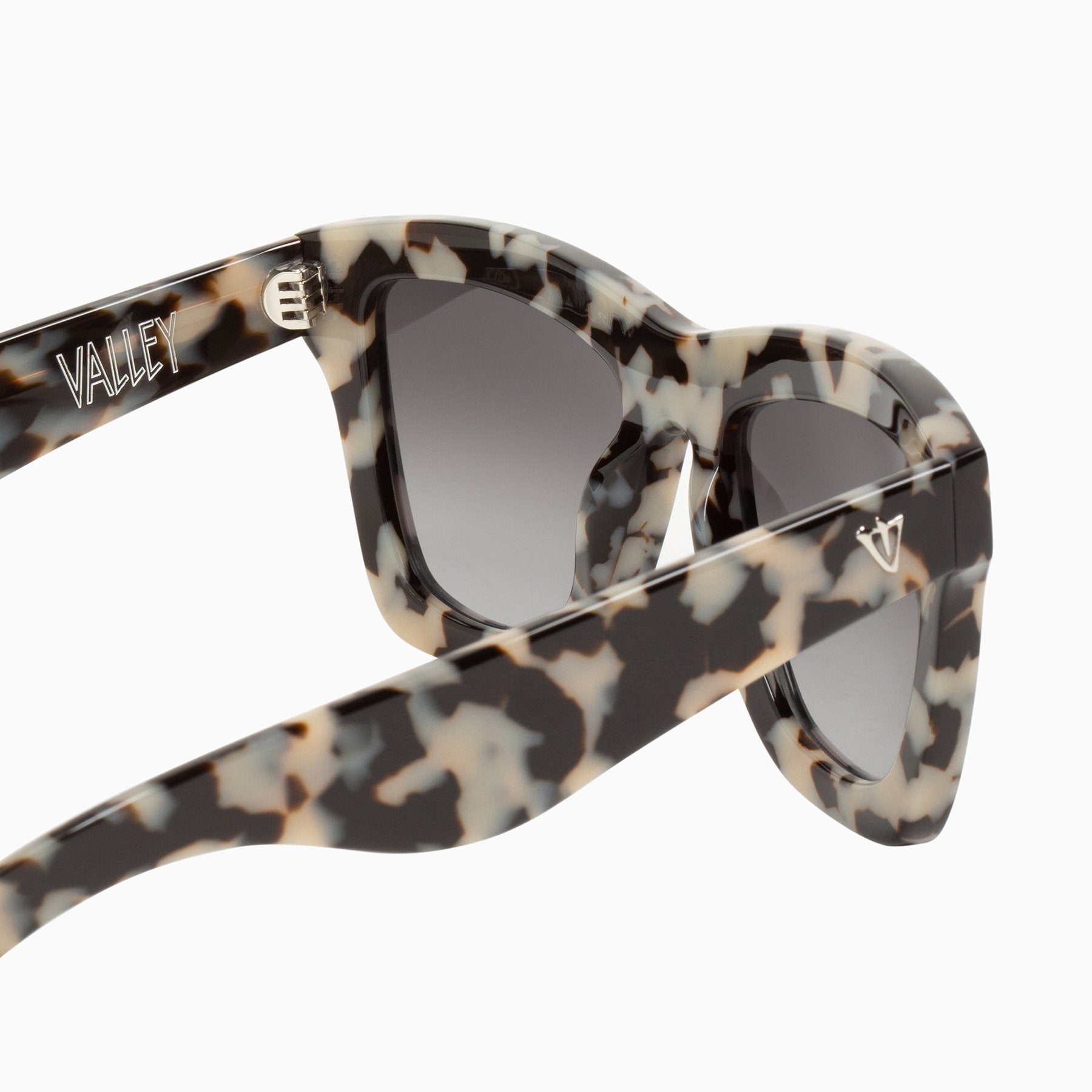 Polarized DB / Black & White Tort / Black Gradient Lens Valley Eyewear