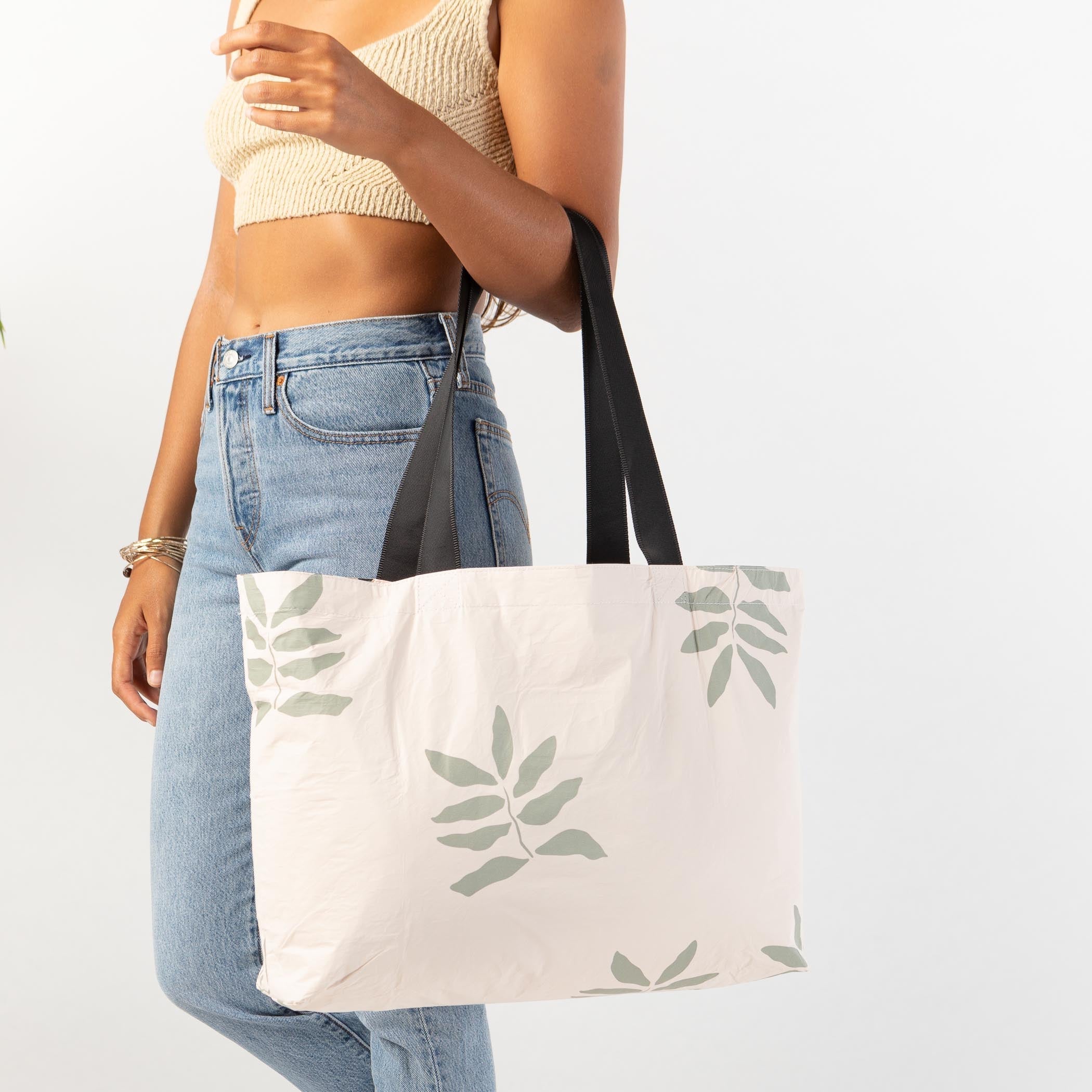 Flora Holo Holo / Eve Aloha Collection