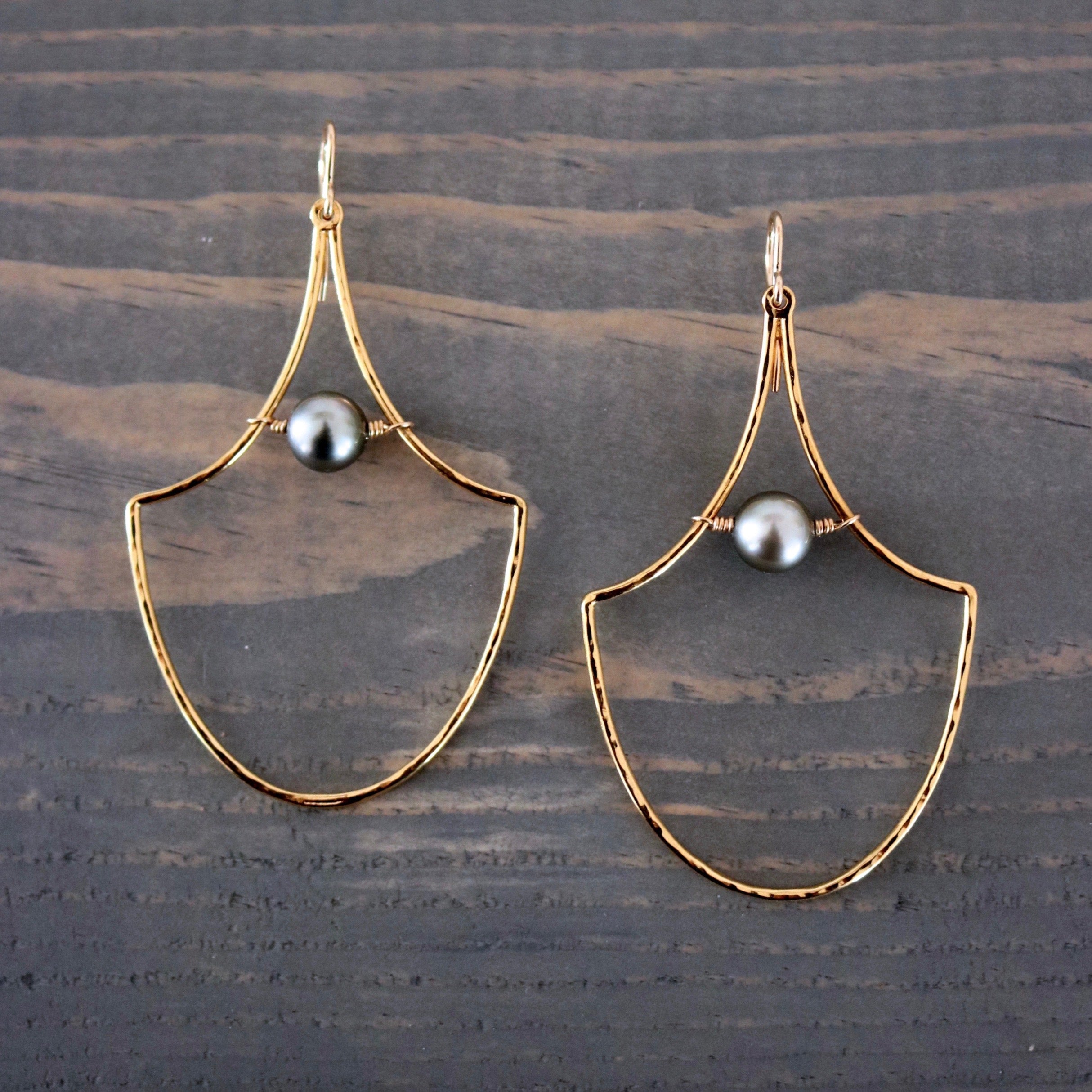 Mermaid Scale Hoops With Tahitian Pearls KEANI JEWELRY