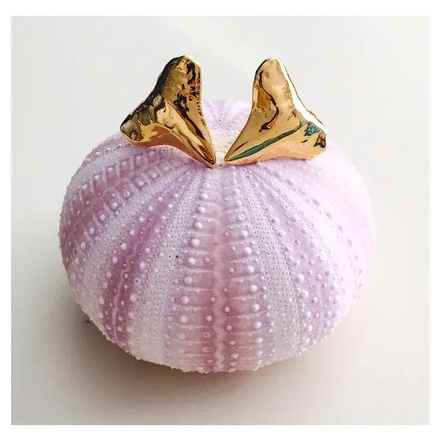 Mano Stud Earrings by Keani Jewelry