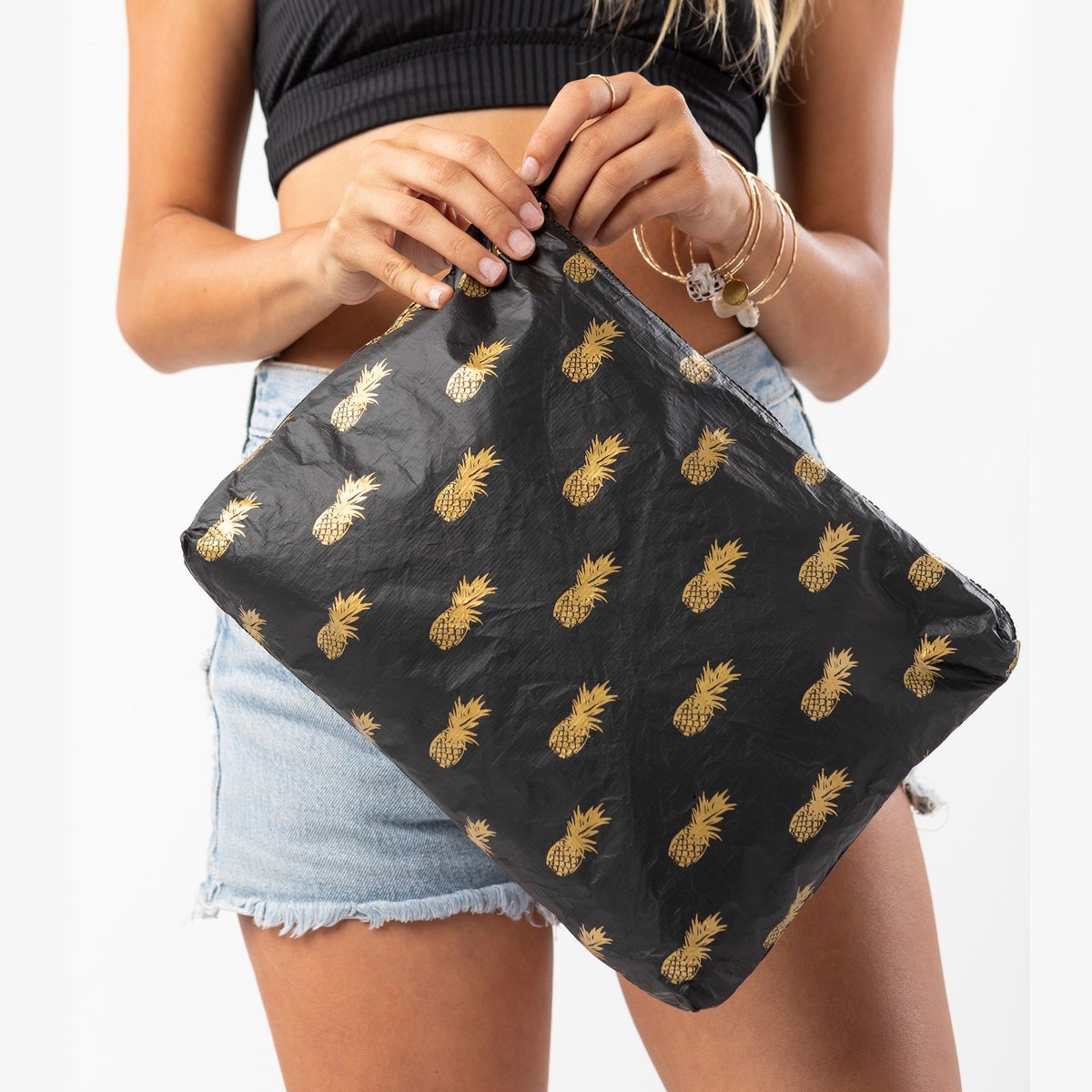 Pineapple Royale Mid Pouch / Gold & Black Aloha Collection