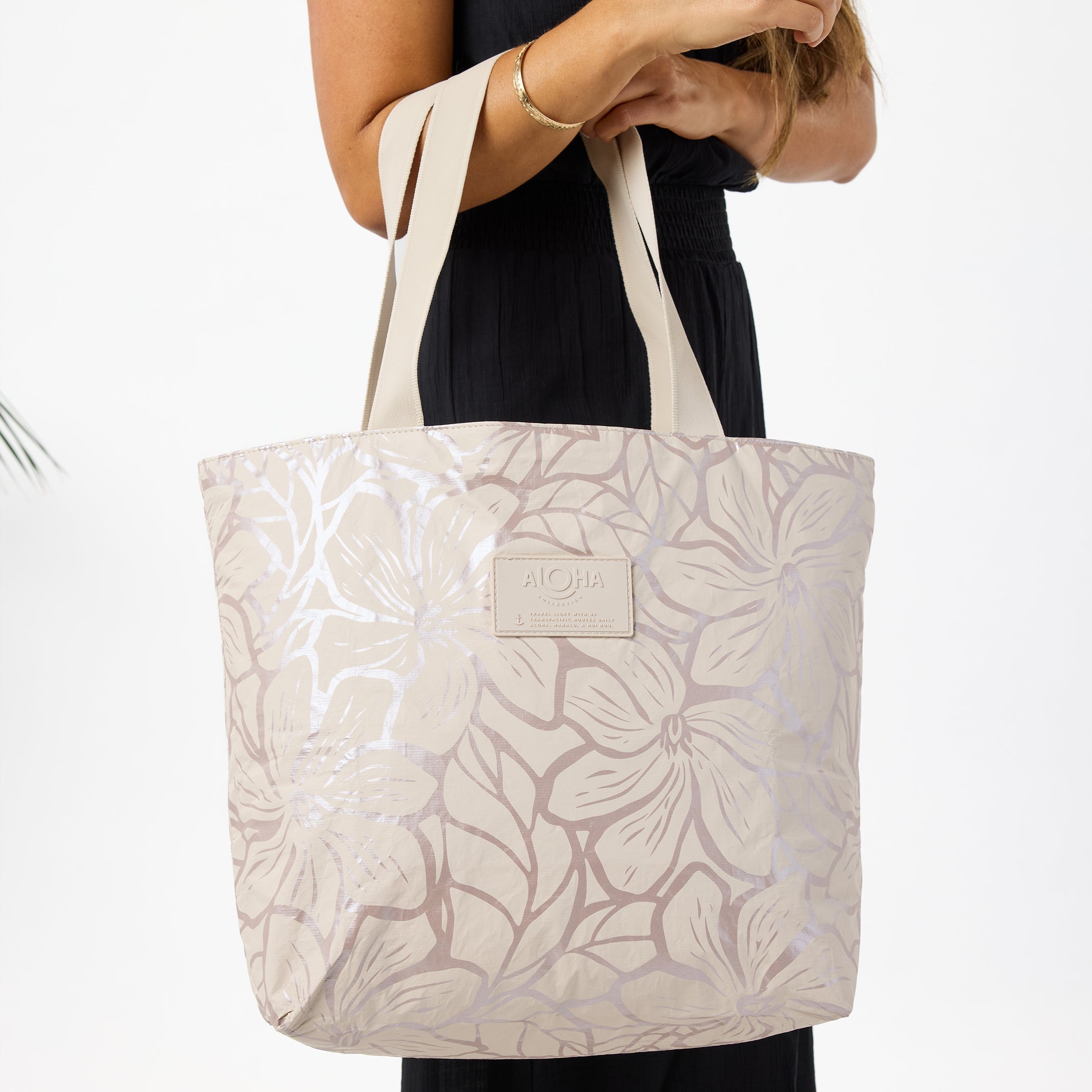 Backyard Day Tripper / Oyster Sandstone Aloha Collection