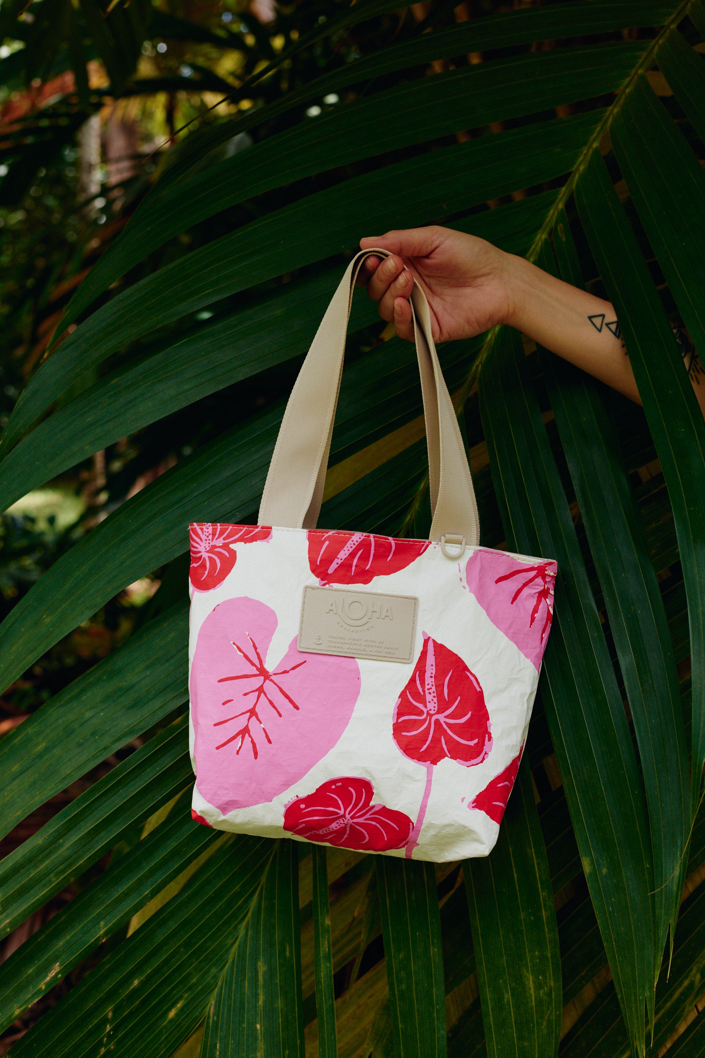 Anthurium Mini Tripper / Sweetheart KEANI HAWAI`I