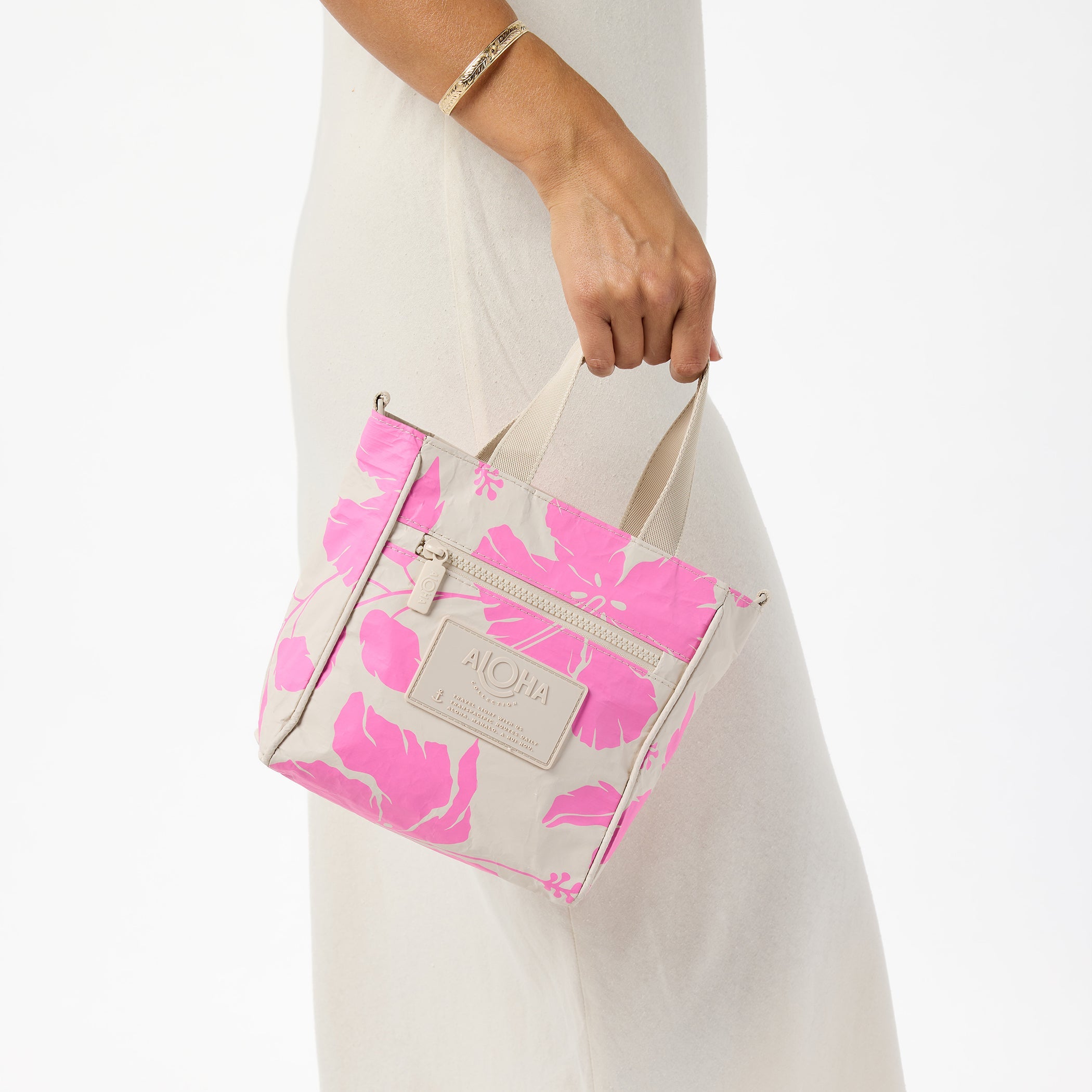 Salina Crossbody / Fruit Punch & Sandstone Aloha Collection