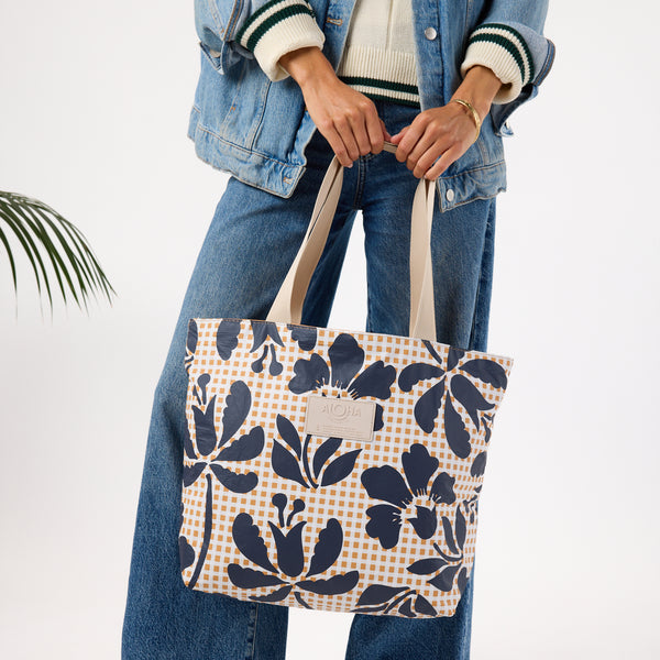 Picnic Fleur Plumeria Day Tripper / Neptune Aloha Collection