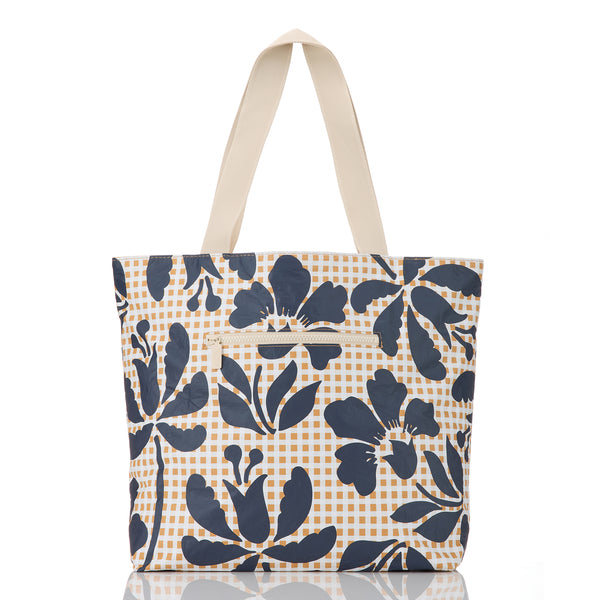 Picnic Fleur Plumeria Day Tripper / Neptune Aloha Collection