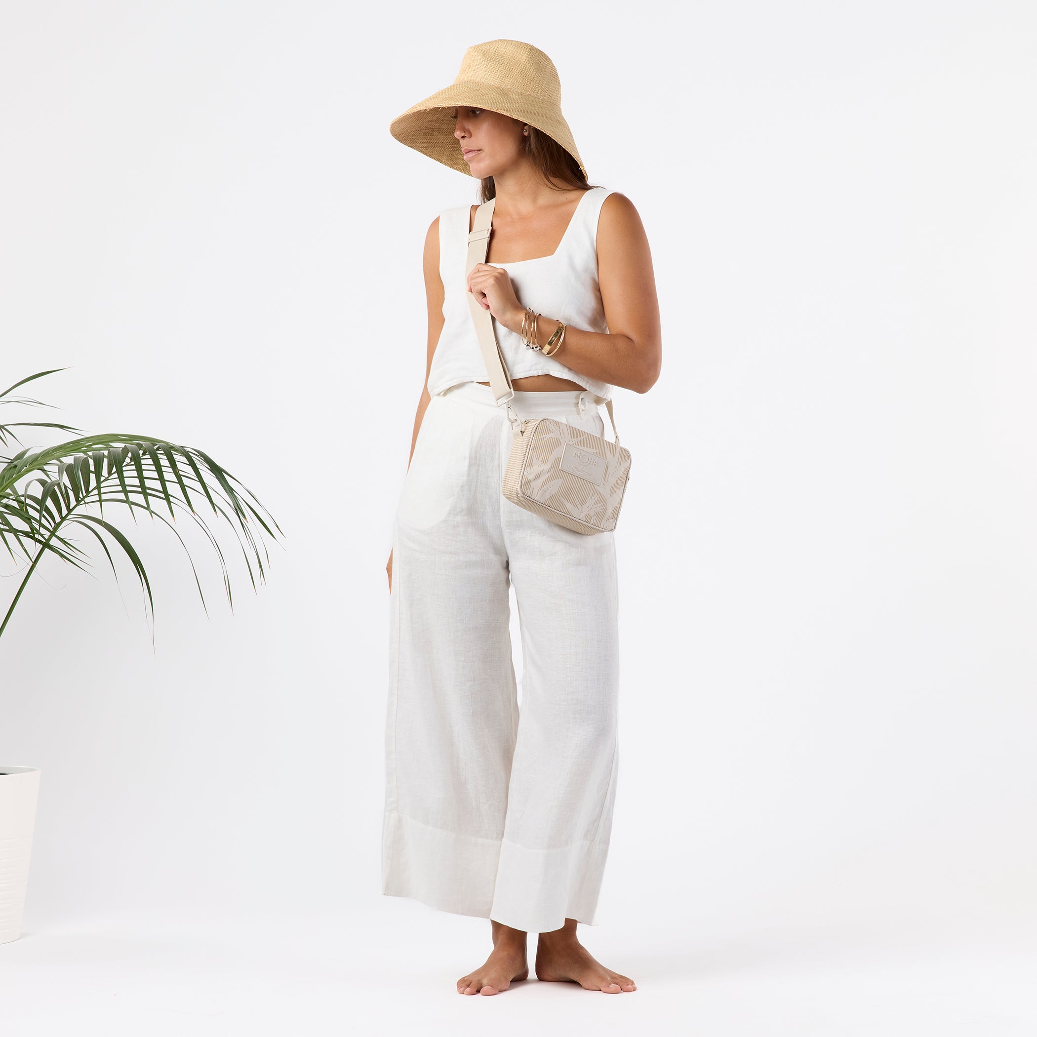 Paradise Le Tour / Ice Coffee & Sandstone