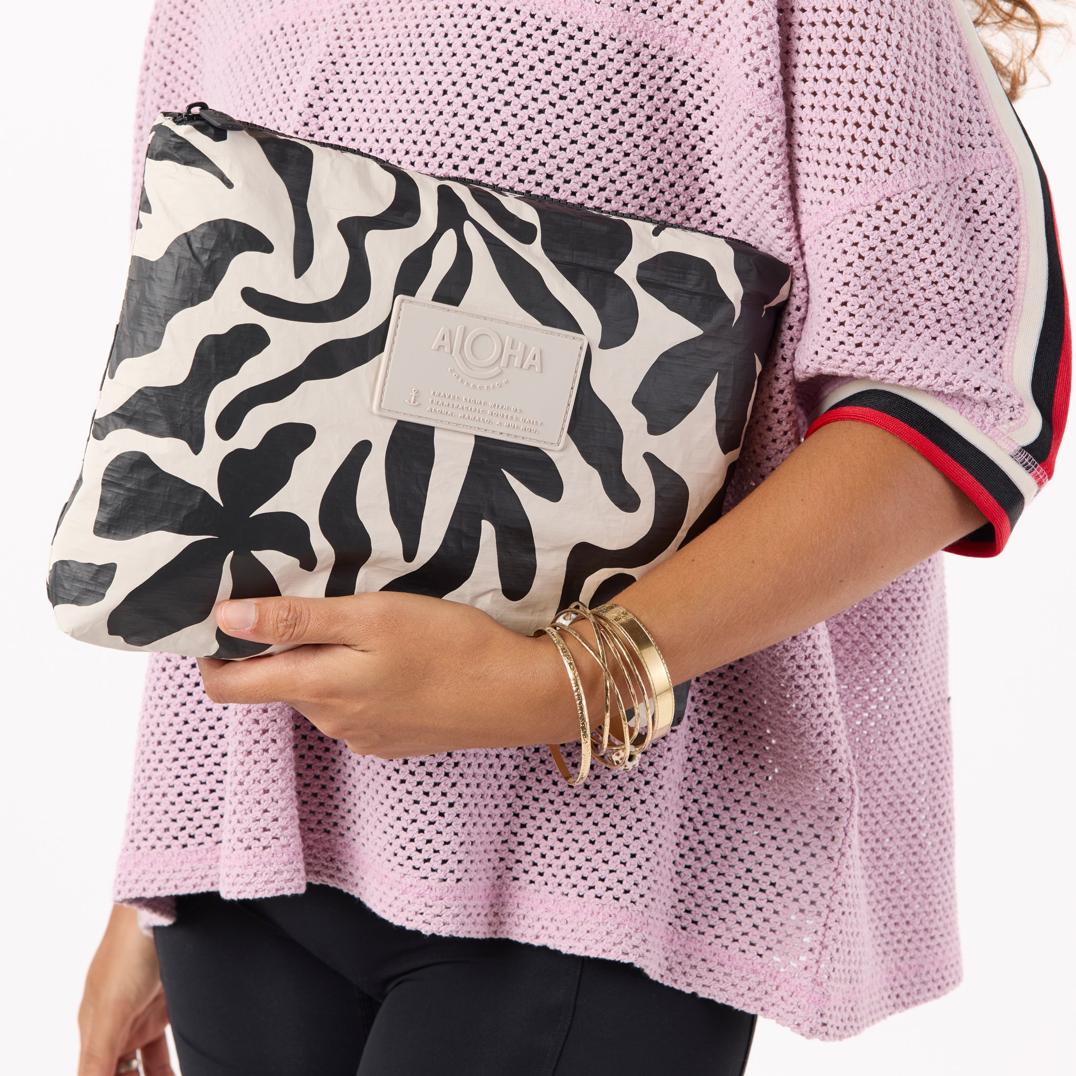 Float Mid Pouch / Black & Sandstone