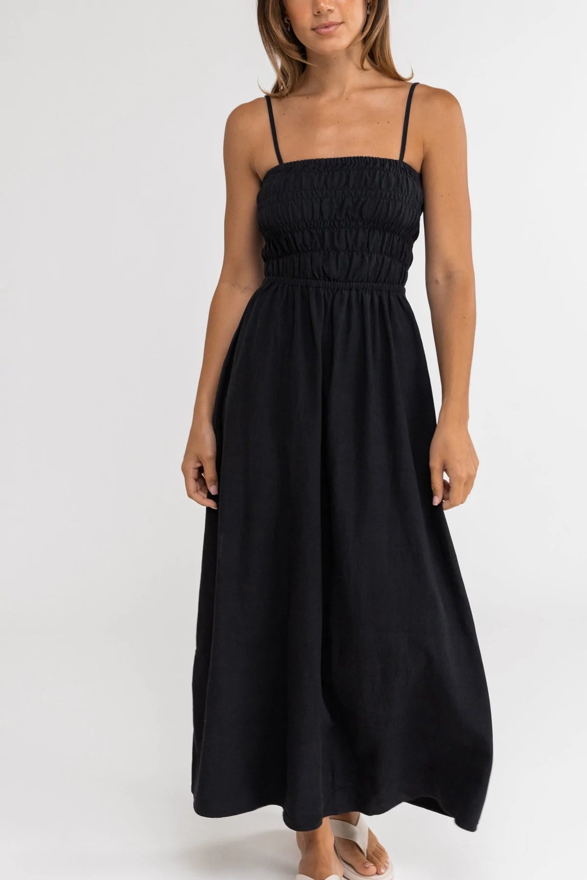 Classic Shirred Midi Dress / Black