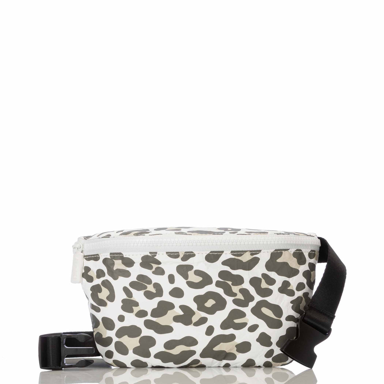 Snow Leopard Hip Pack / Ghost